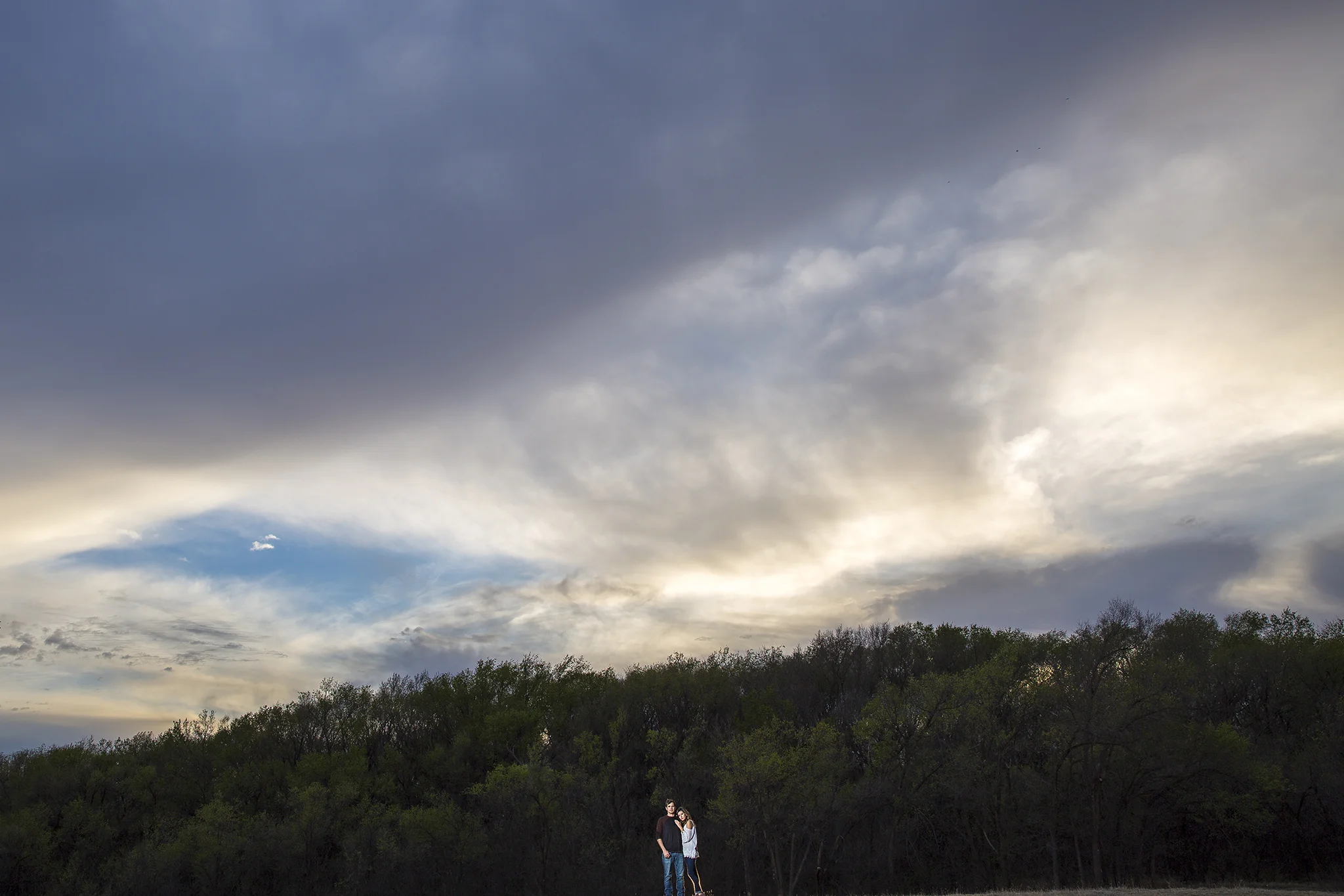 big texas sky, hard light, clouds, dramatic, edgy, wedding photography