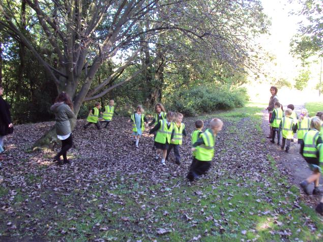  We went on a Gruffalo walk to help us think of adjectives.  We scrunched and crinkled through the leaves listening carefully. 