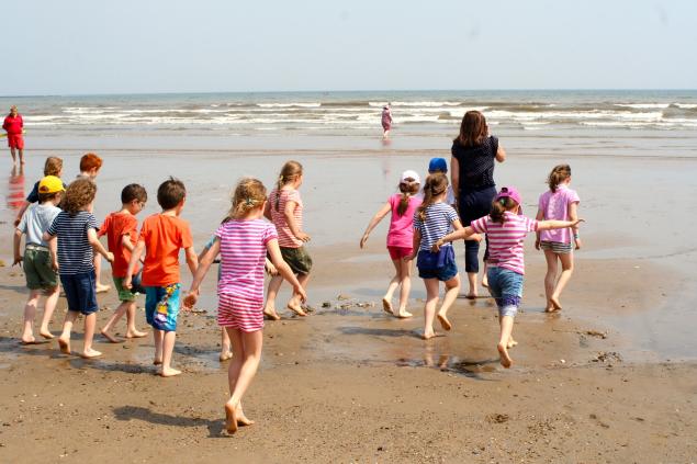  We had so much fun at Filey: playing on the sand, making sand sculptures, having a picnic and the best part was spalshing in the sea and getting very wet! 