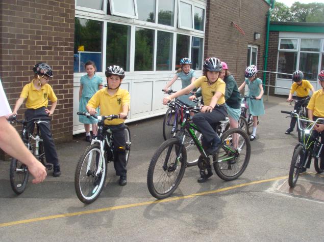  We brought our bikes into school and negotiated a tricky course set out by Mr Voller. We had to learn to stop, balance on our bikes for a count of four, weave in and out of cones and negotiate tight bends. However, we had fun! 