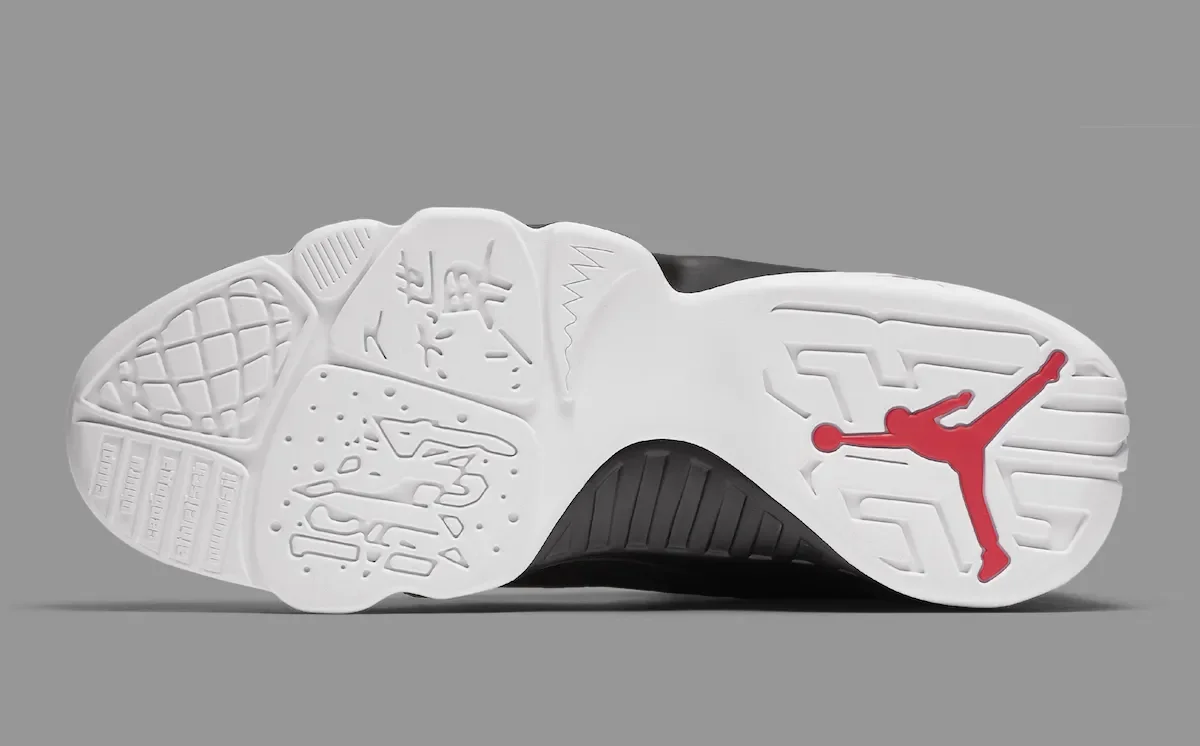 air-jordan-9-space-jam-outsole-detail.webp