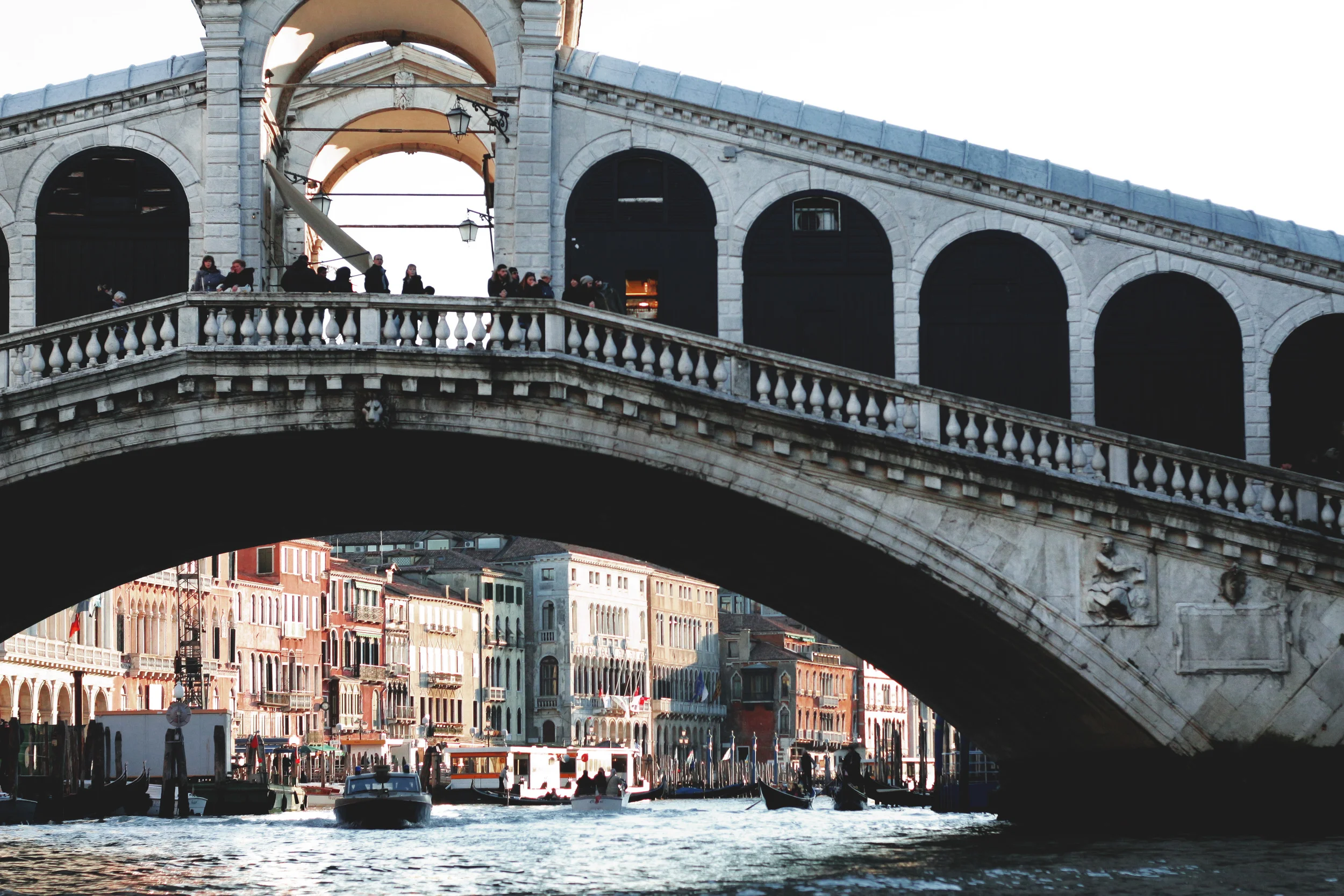 VENICEunderbrigde.jpg