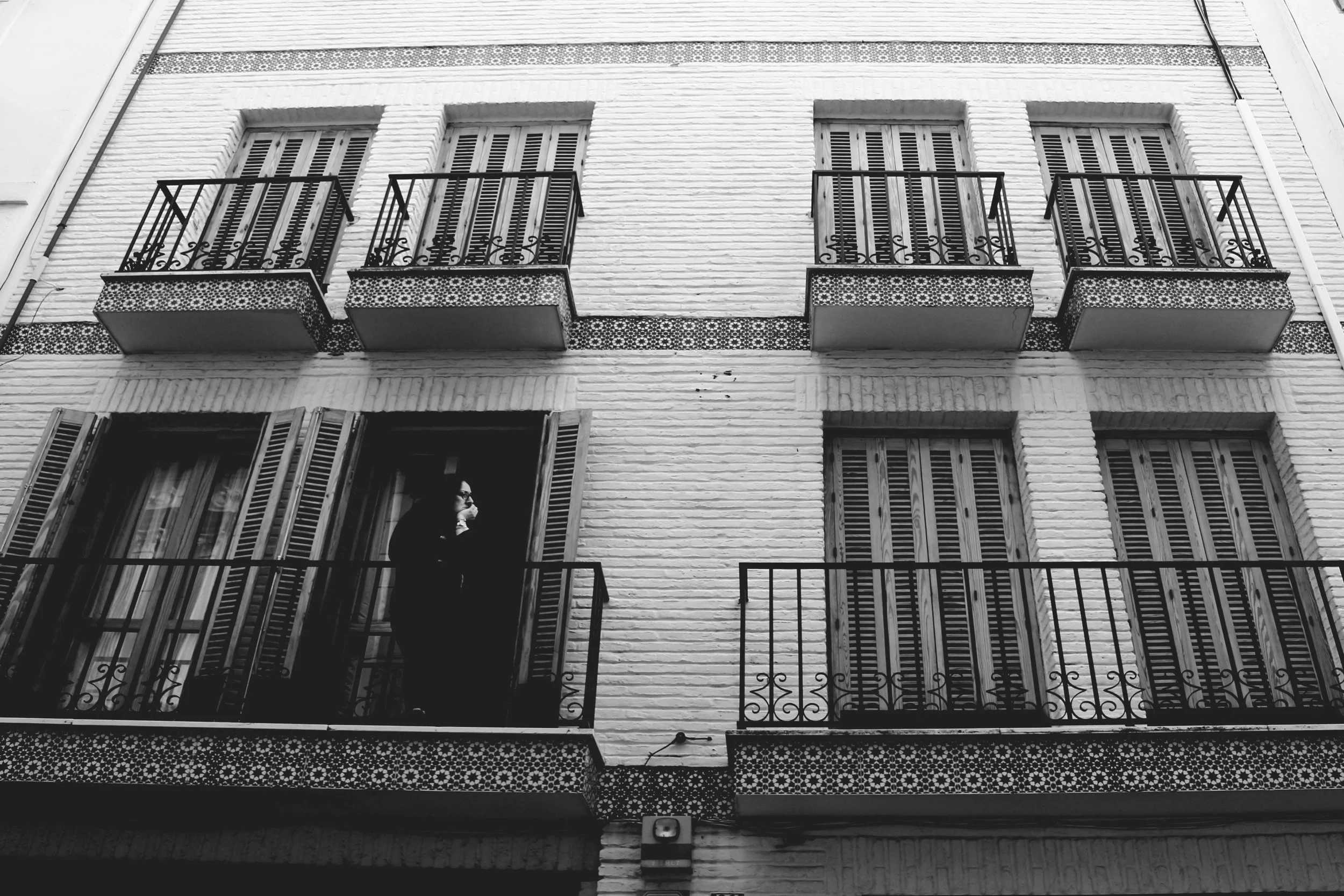 SEVILLAlady.jpg