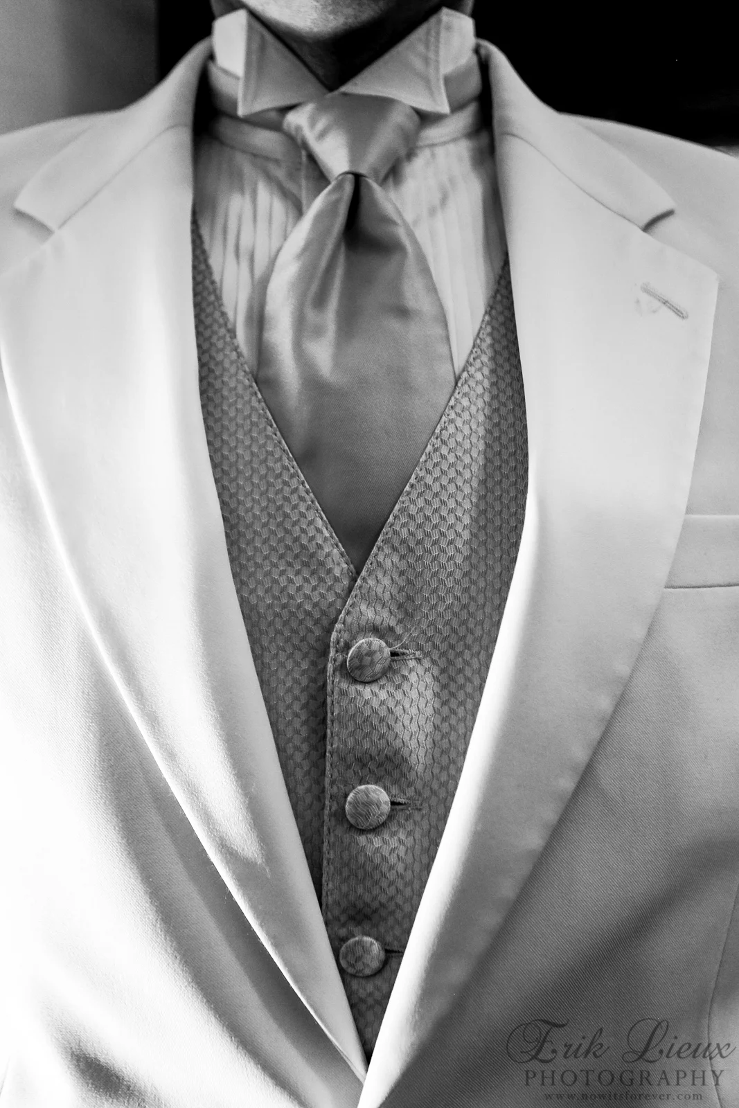 NowItsForever_Lieux_WeddingPortfolio-26.jpg