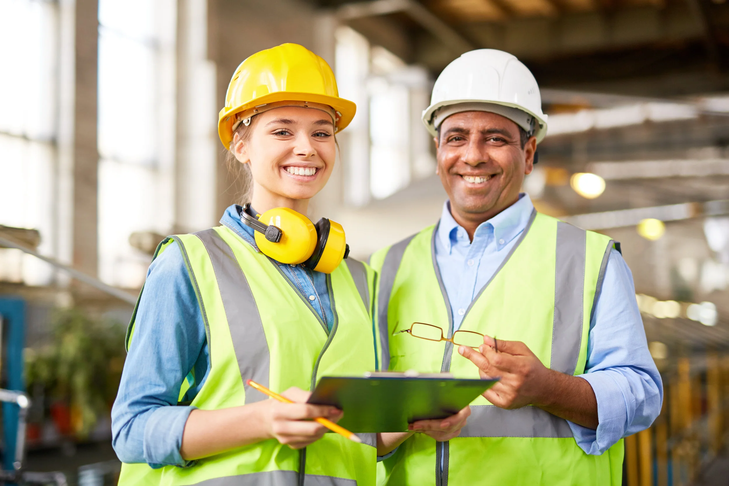 Young-and-mature-engineers-536657626_5760x3840.jpeg