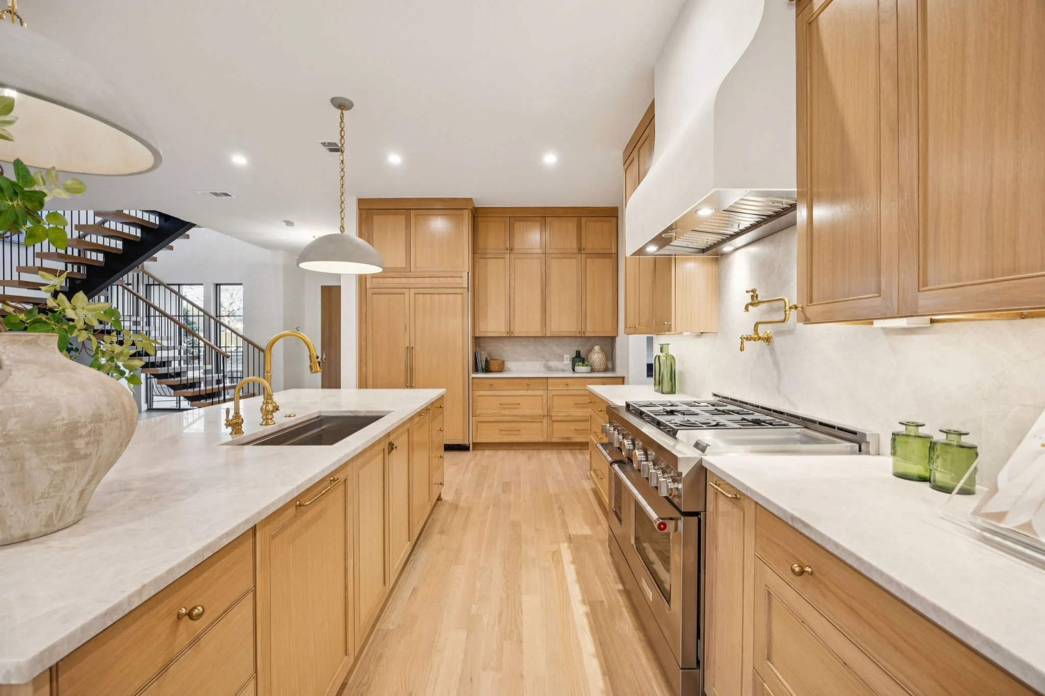 25-9305Lynbrook_024.jpg
