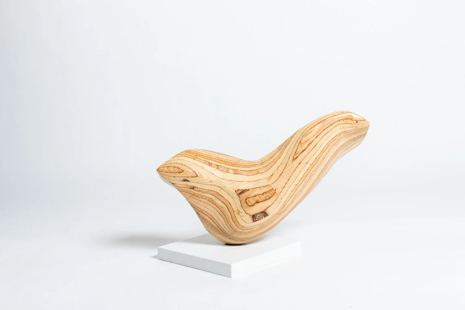 Wayfarer III III:4 Back Right.jpeg