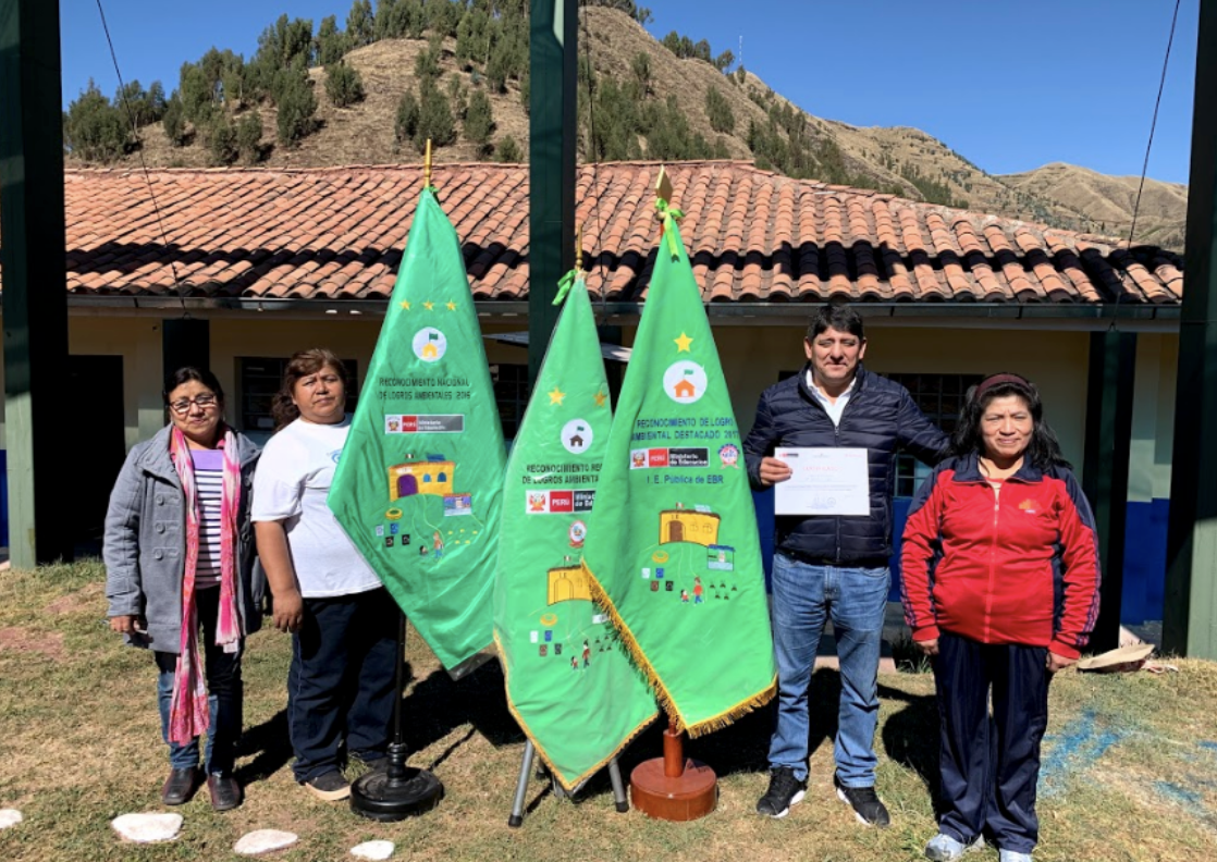  In those years, Agripino and the community’s primary school won awards for sustainability and innovation on a local, regional, and national level. 