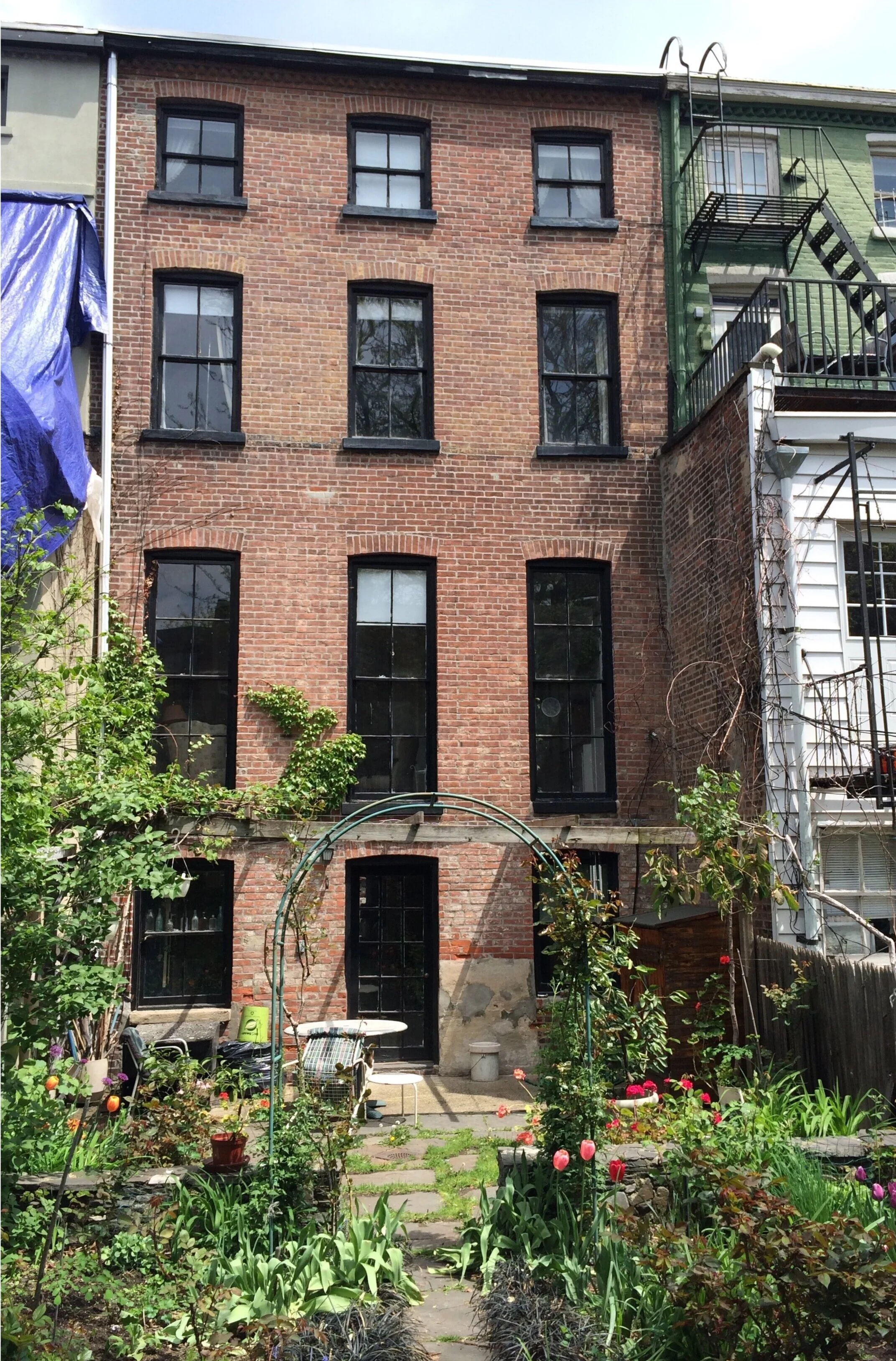 Cobble Hill Townhouse - before addition