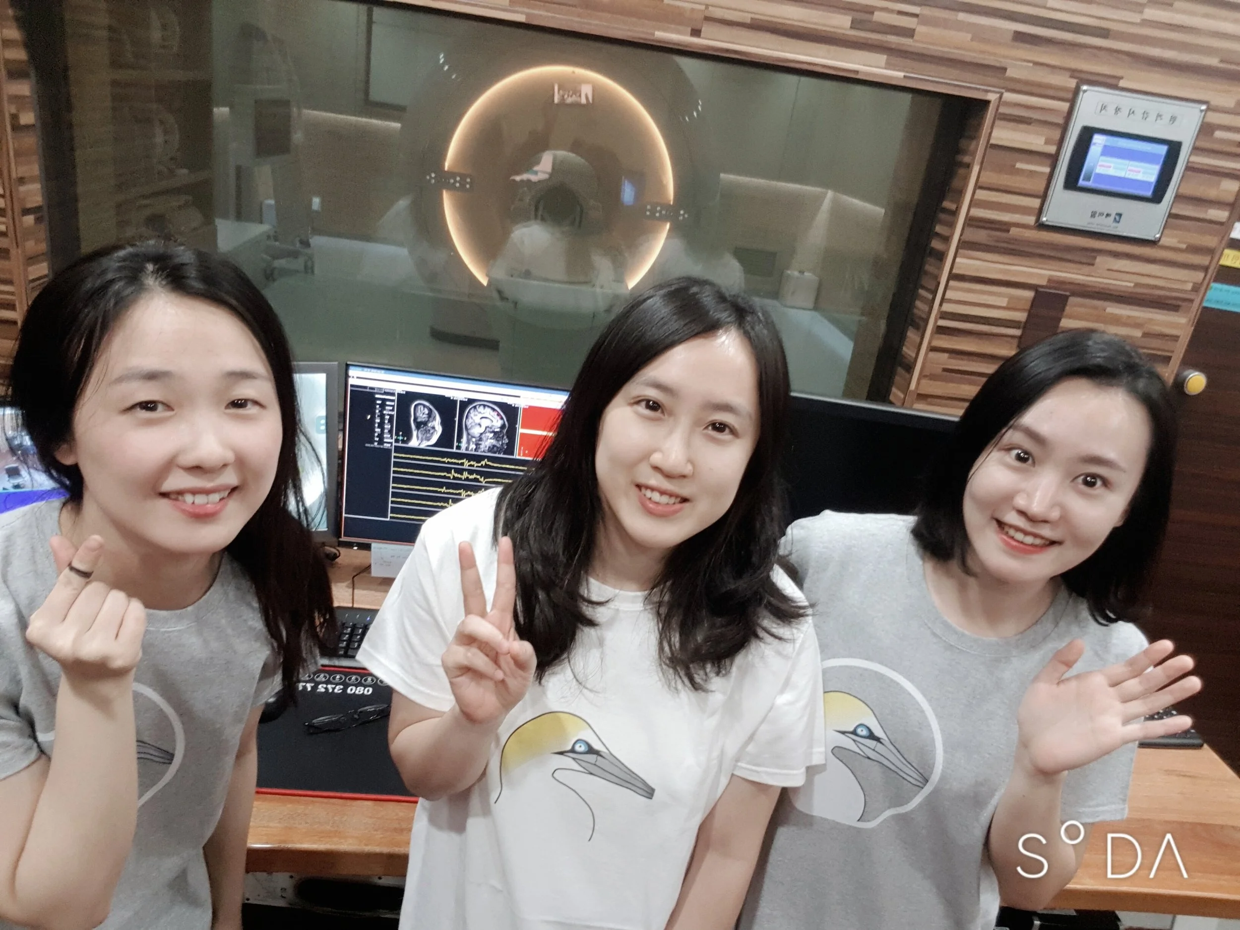 megapress at Ewha Brain Institute.jpg