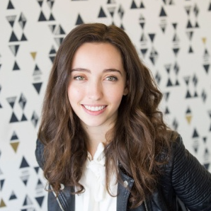 Headshot - Danielle Frider.png