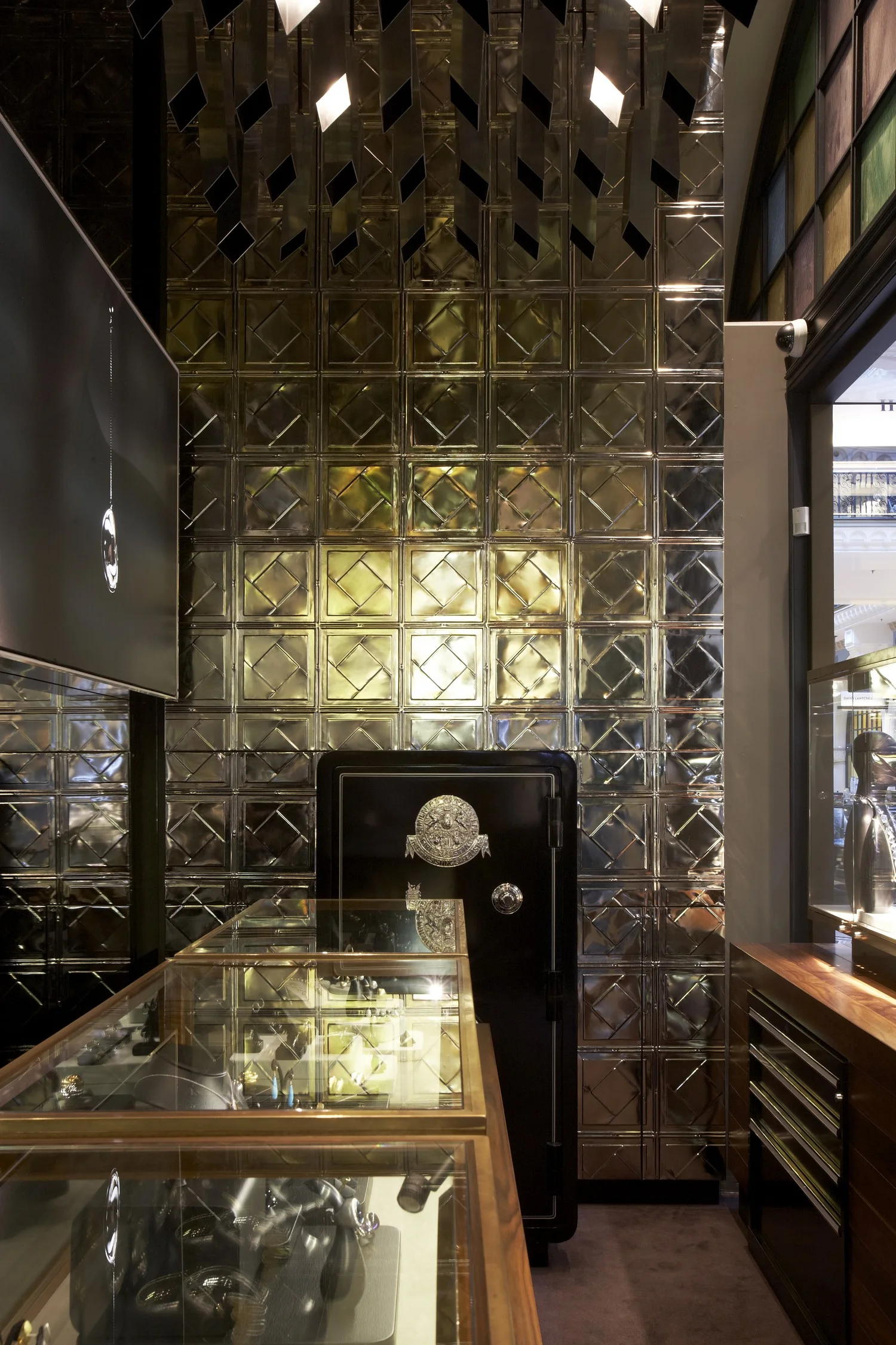 Bunda Boutique II QVB