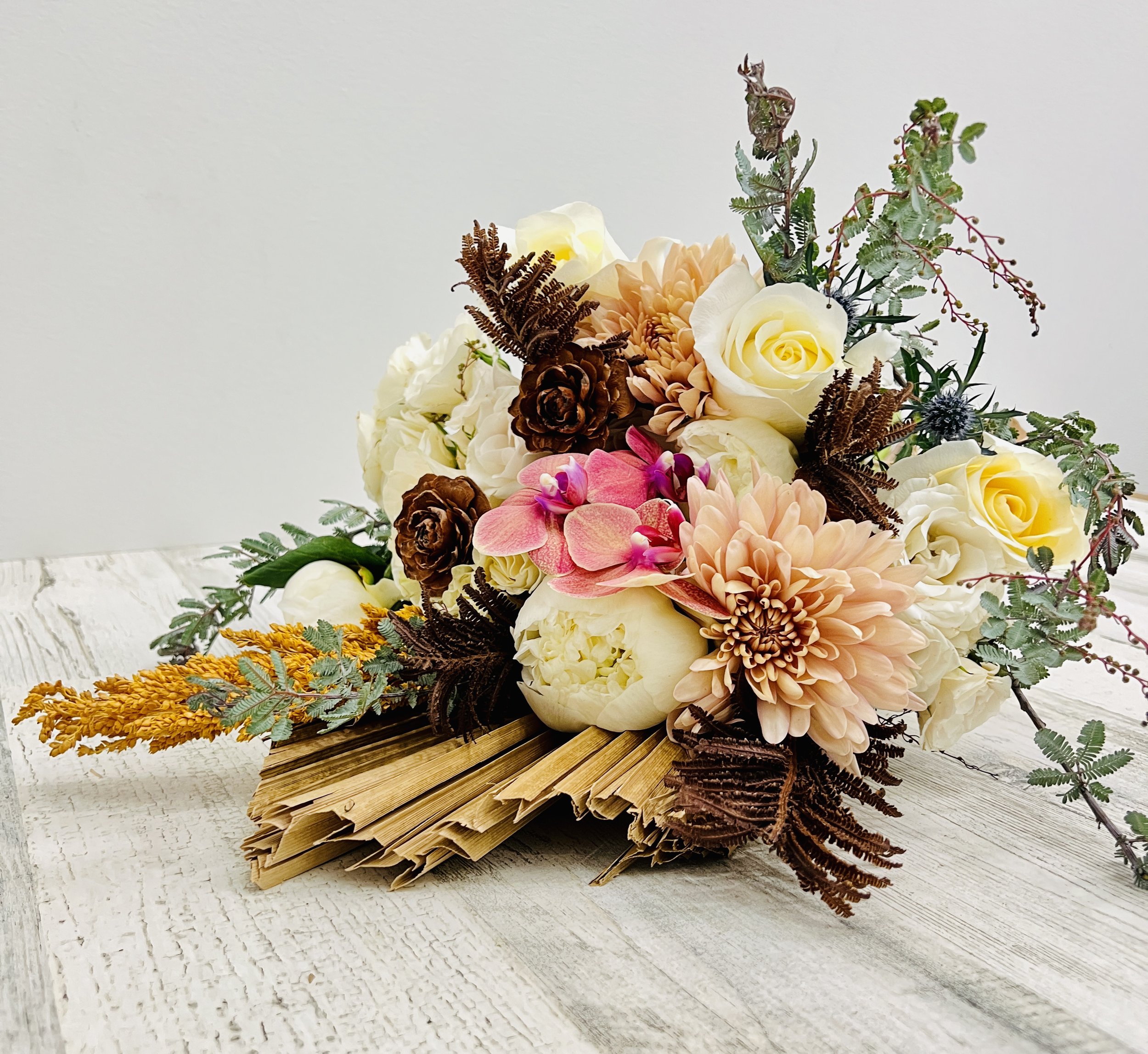 Fresh &amp; Dried Hand Tied Bouquet 