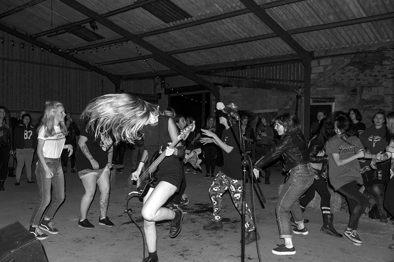 Photo by Andrea Dosouto