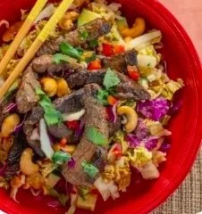 Steak Stir-Fry Salad