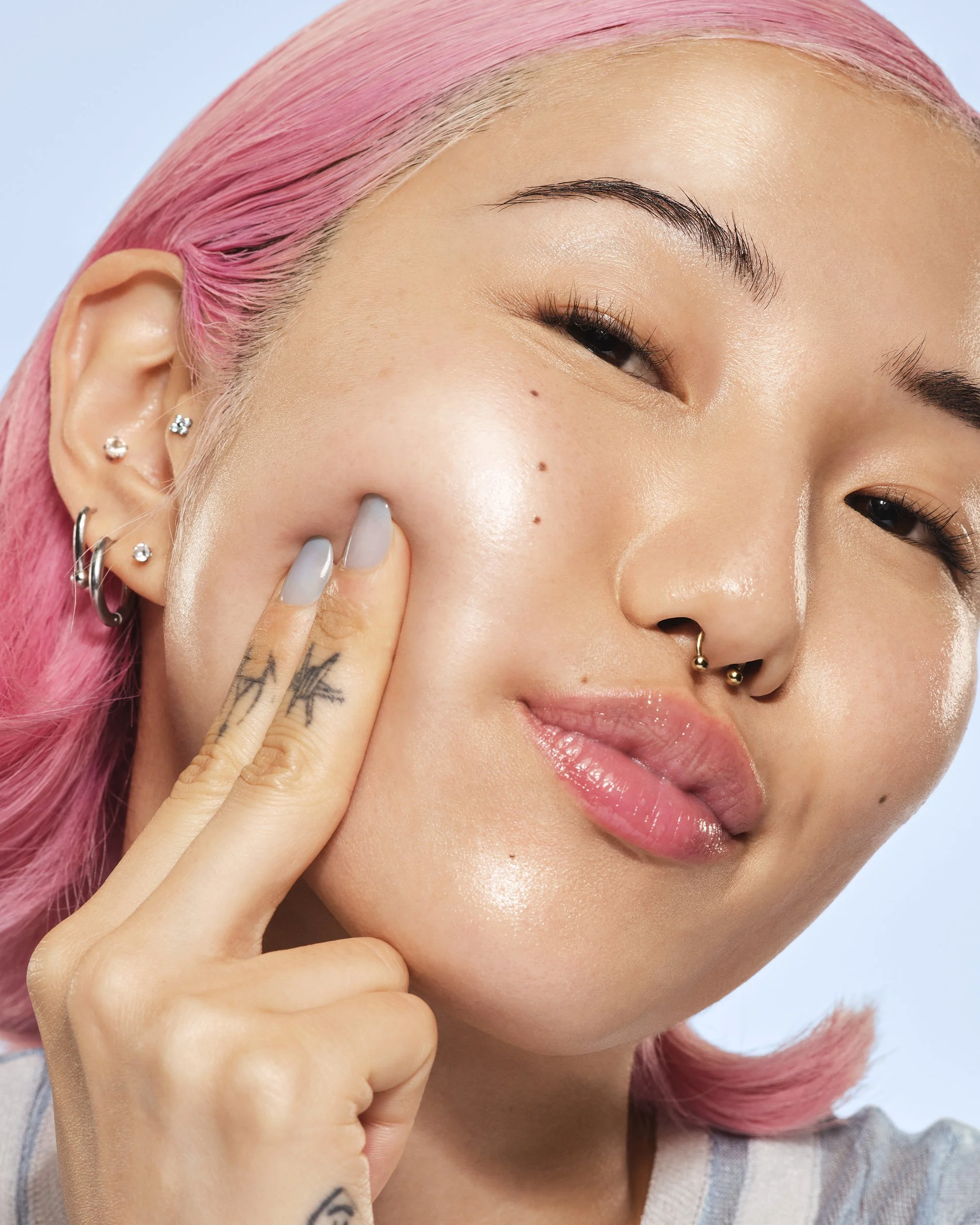 102225_SKIN_Michelle_Editorial_015_w4QC_RGB_IGF_4x5.jpg