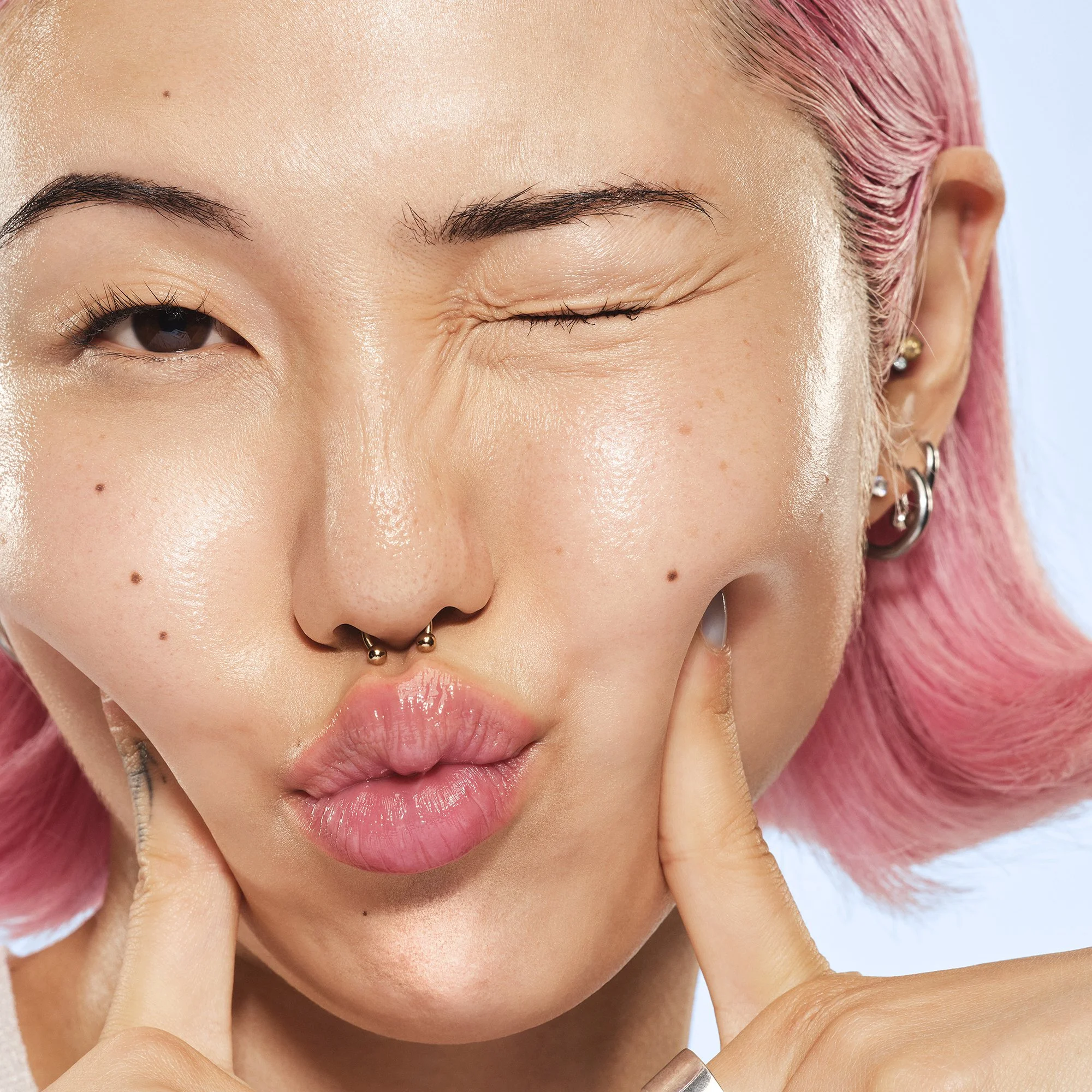 Glass Slick Serum Stick