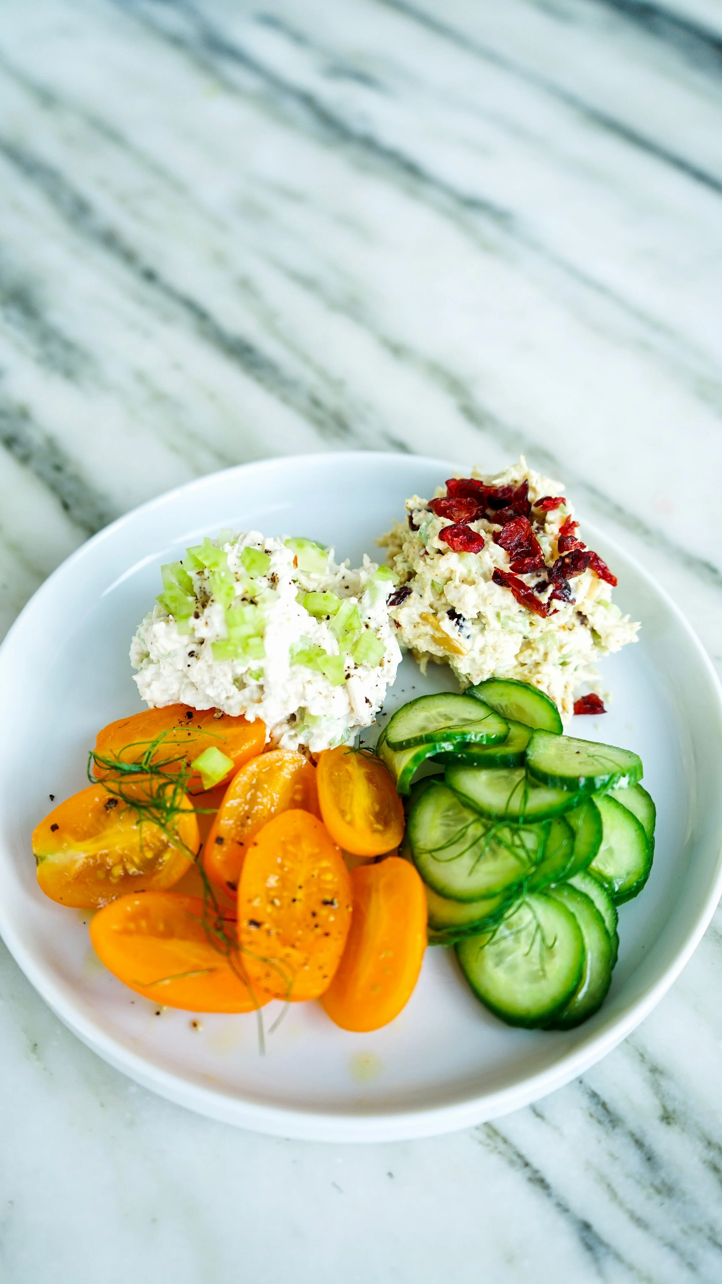 2-IN-1 CHICKEN SALAD