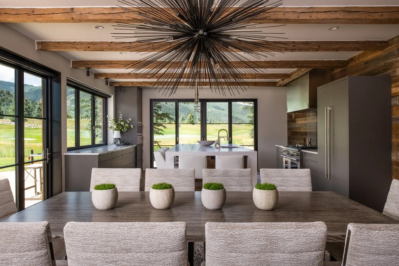 CamperHome_DiningKitchen2.webp