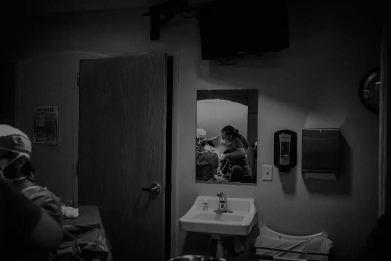 Uintah-Basin-Birth-Photographer-20.jpg