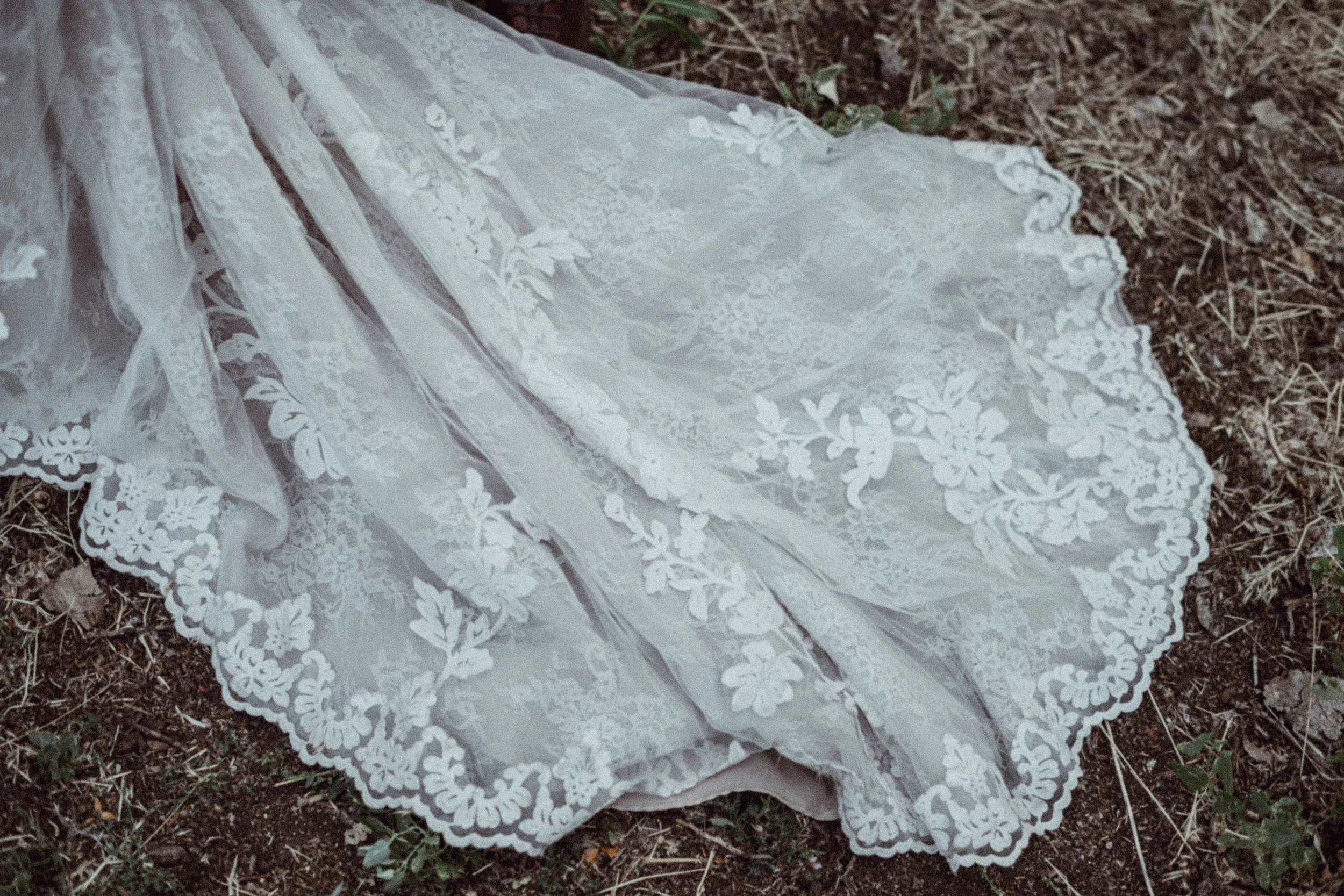 Lace wedding dress train