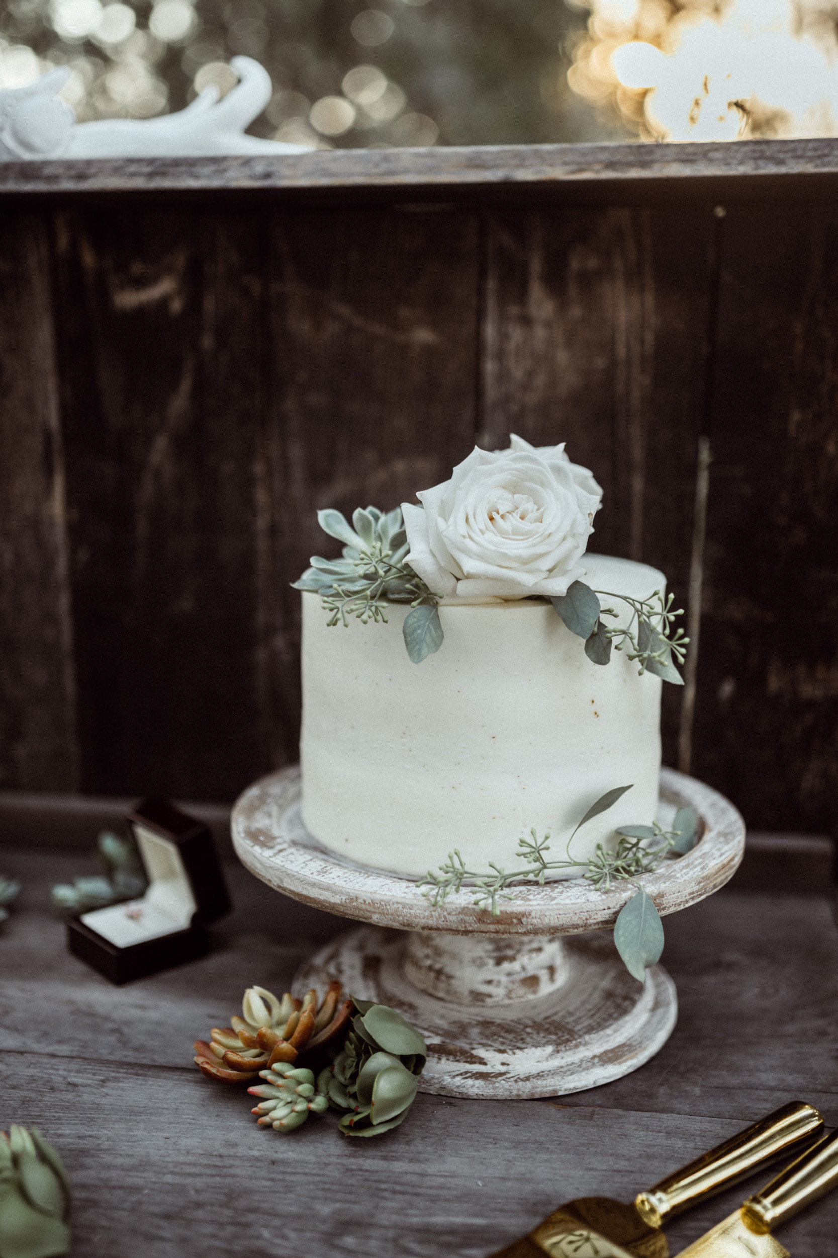boho wedding cake