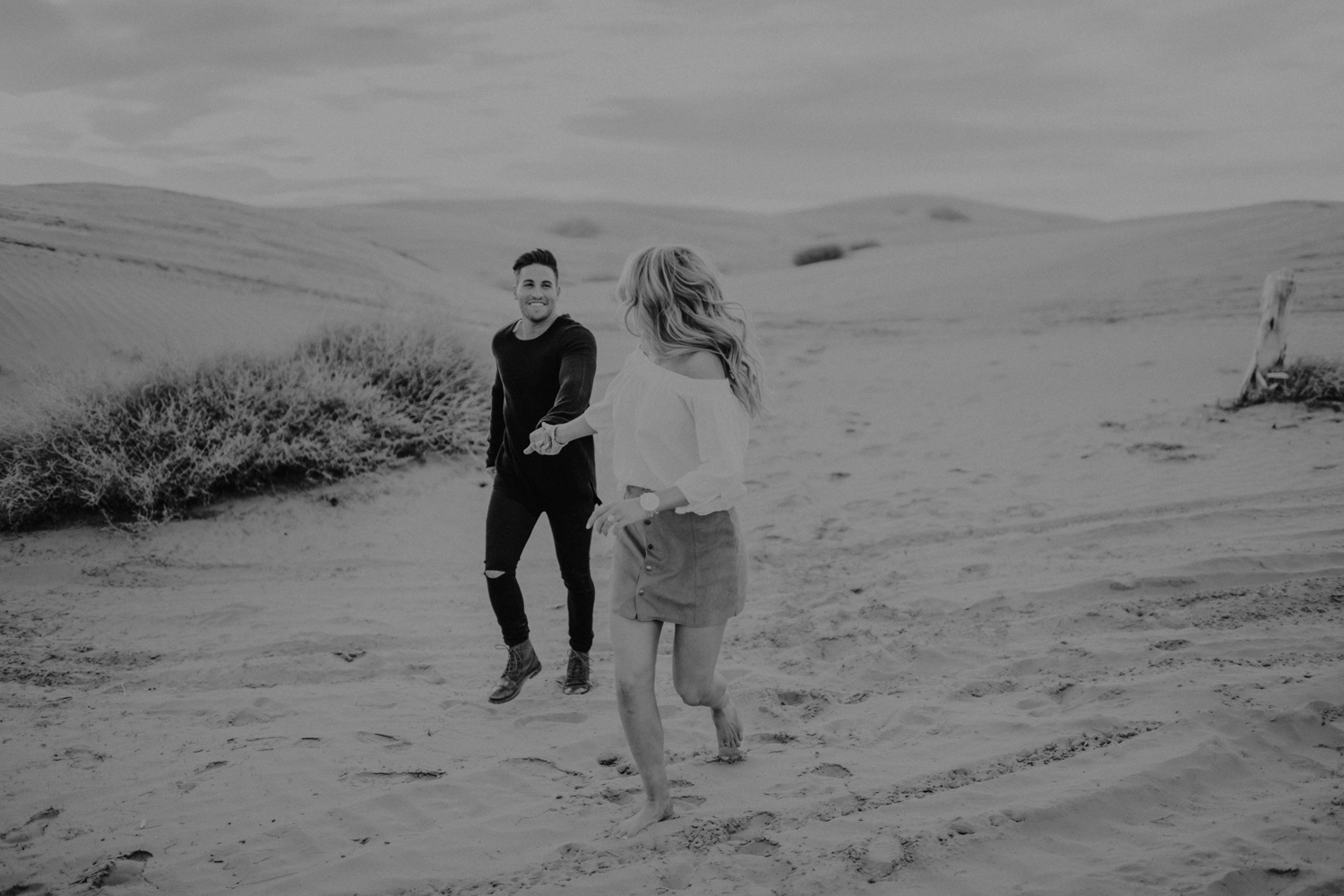 Sand-Dunes-Engagement-Photos-2019-24.jpg