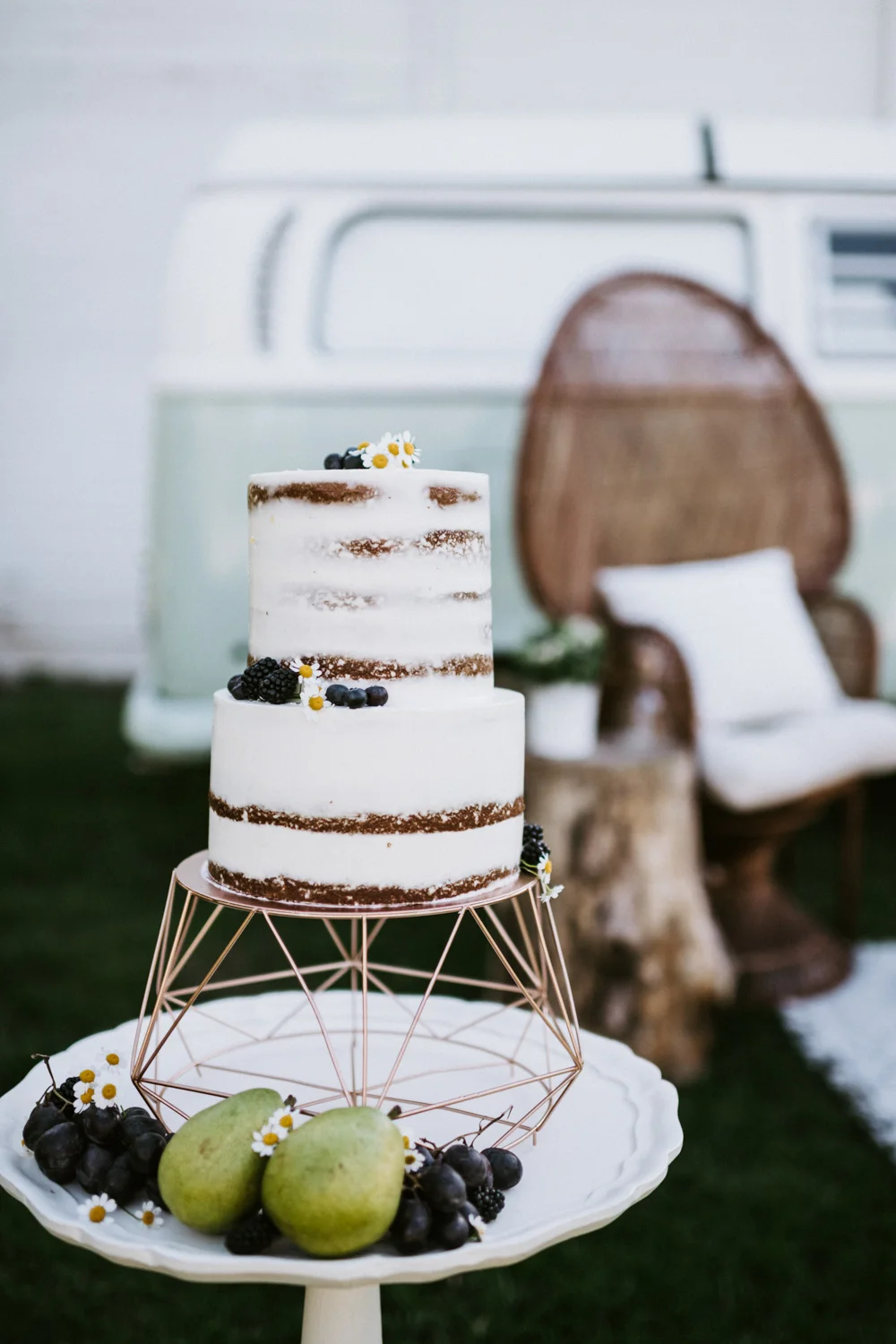 rough edge cake on copper wire cake holder