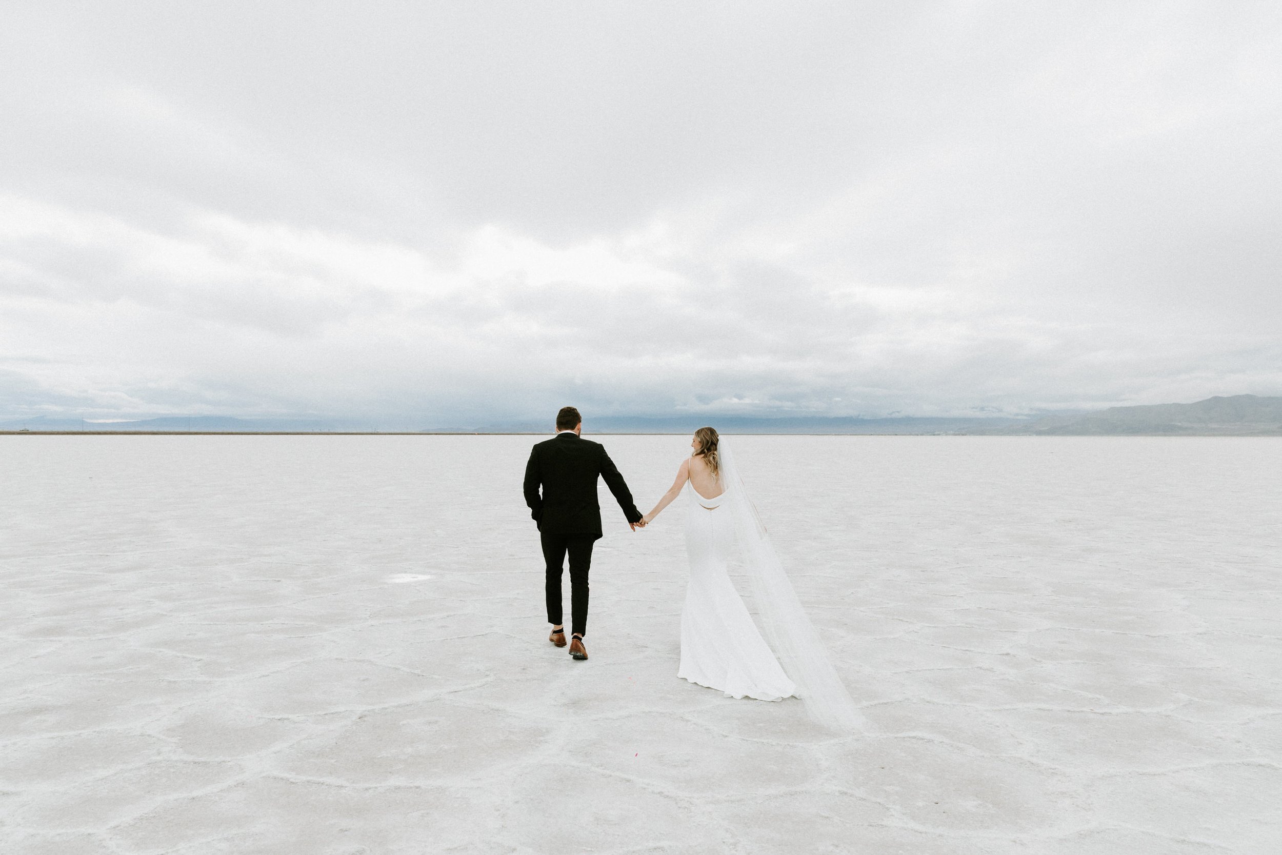 wedding couple on salt flats