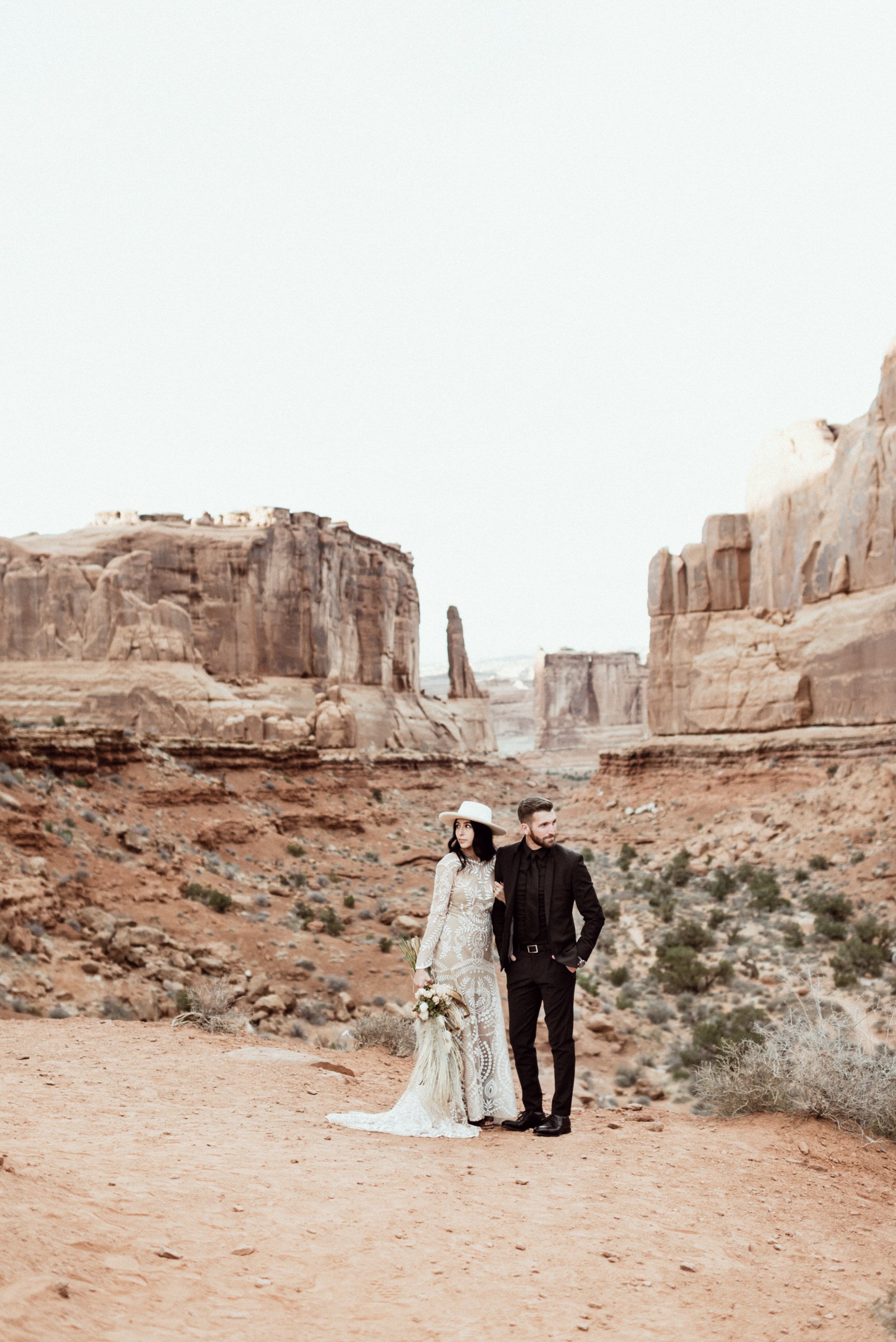 moab-utah-elopement-photographer-1.jpg
