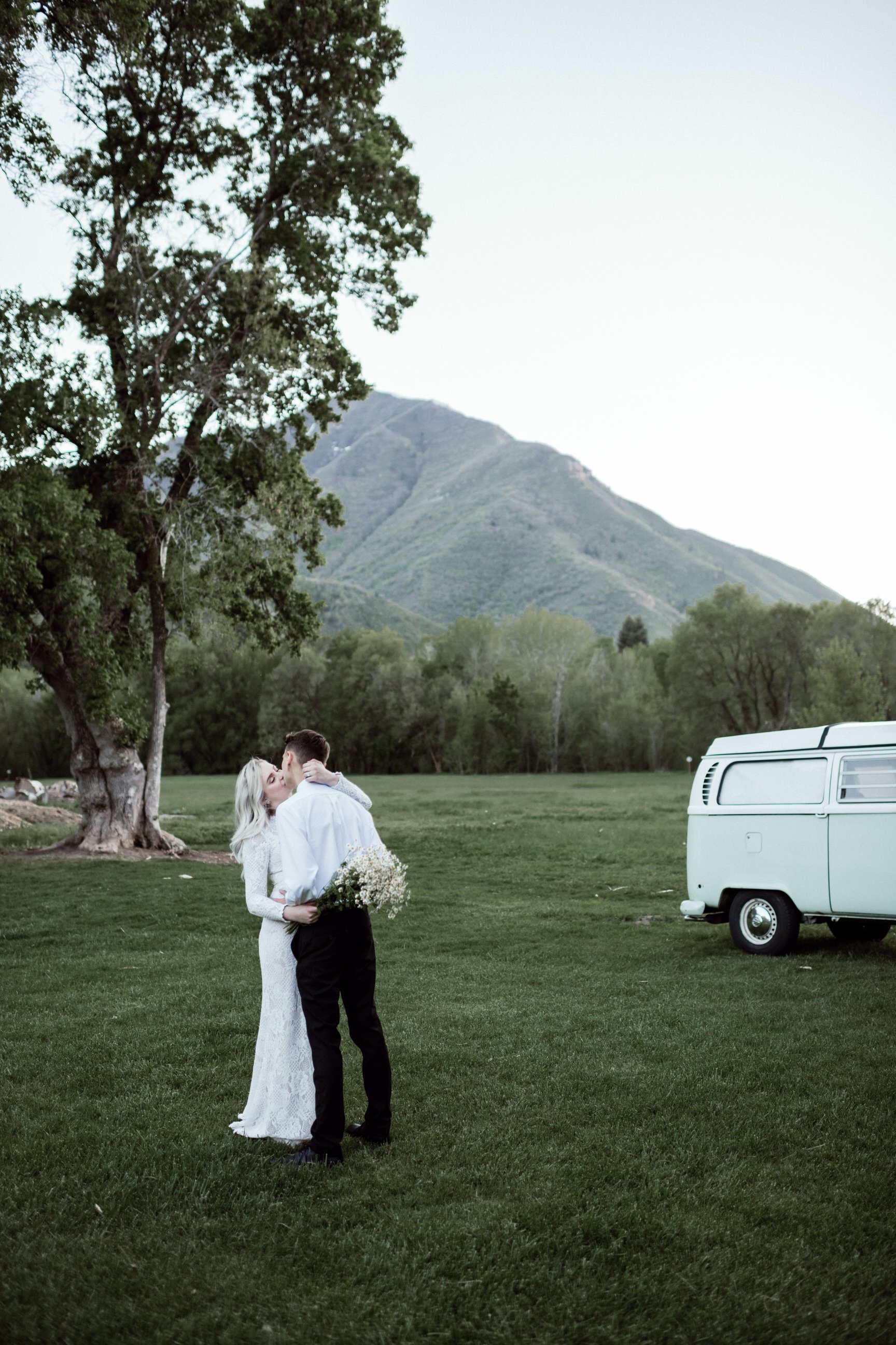 Modern-Bohemian-Utah-Bridal-Photo-Session-60-2.jpg