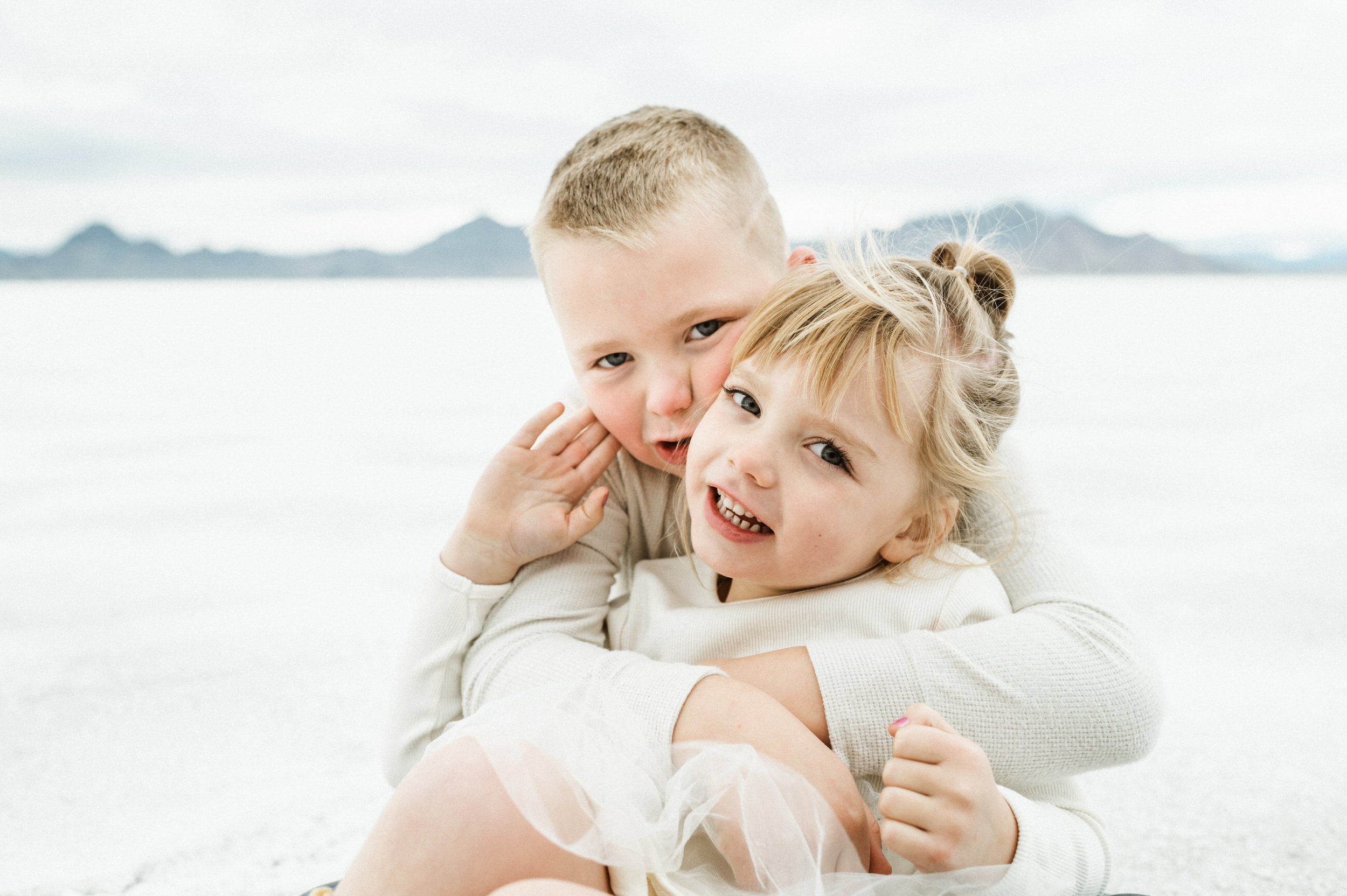 utah-salt-flats-family-photography-63.jpg