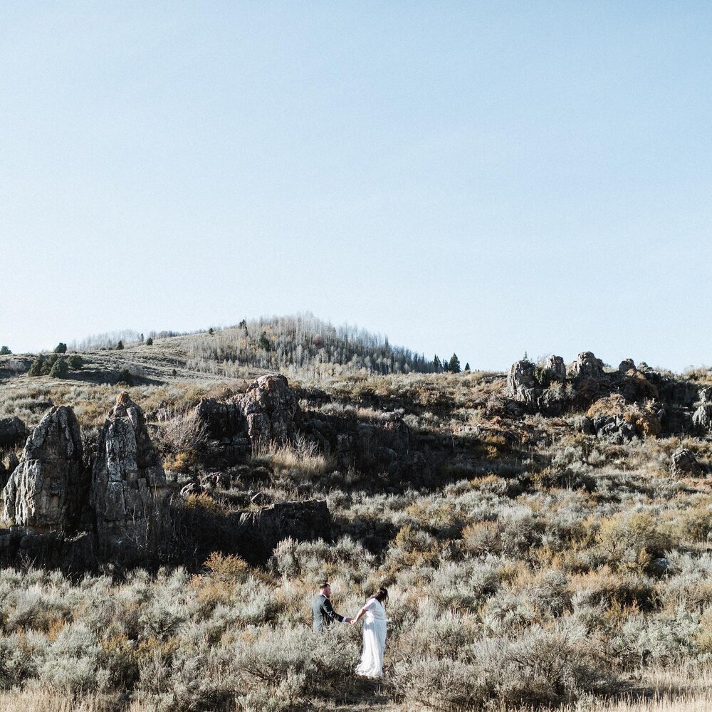 That last bit of fall weather with a touch of crisp air on a mountain top that almost looked like we were in another country. Utah is an incredible place to get married or elope outdoors. 
-
I&rsquo;m thinking this intimate, mountain elopement is goi