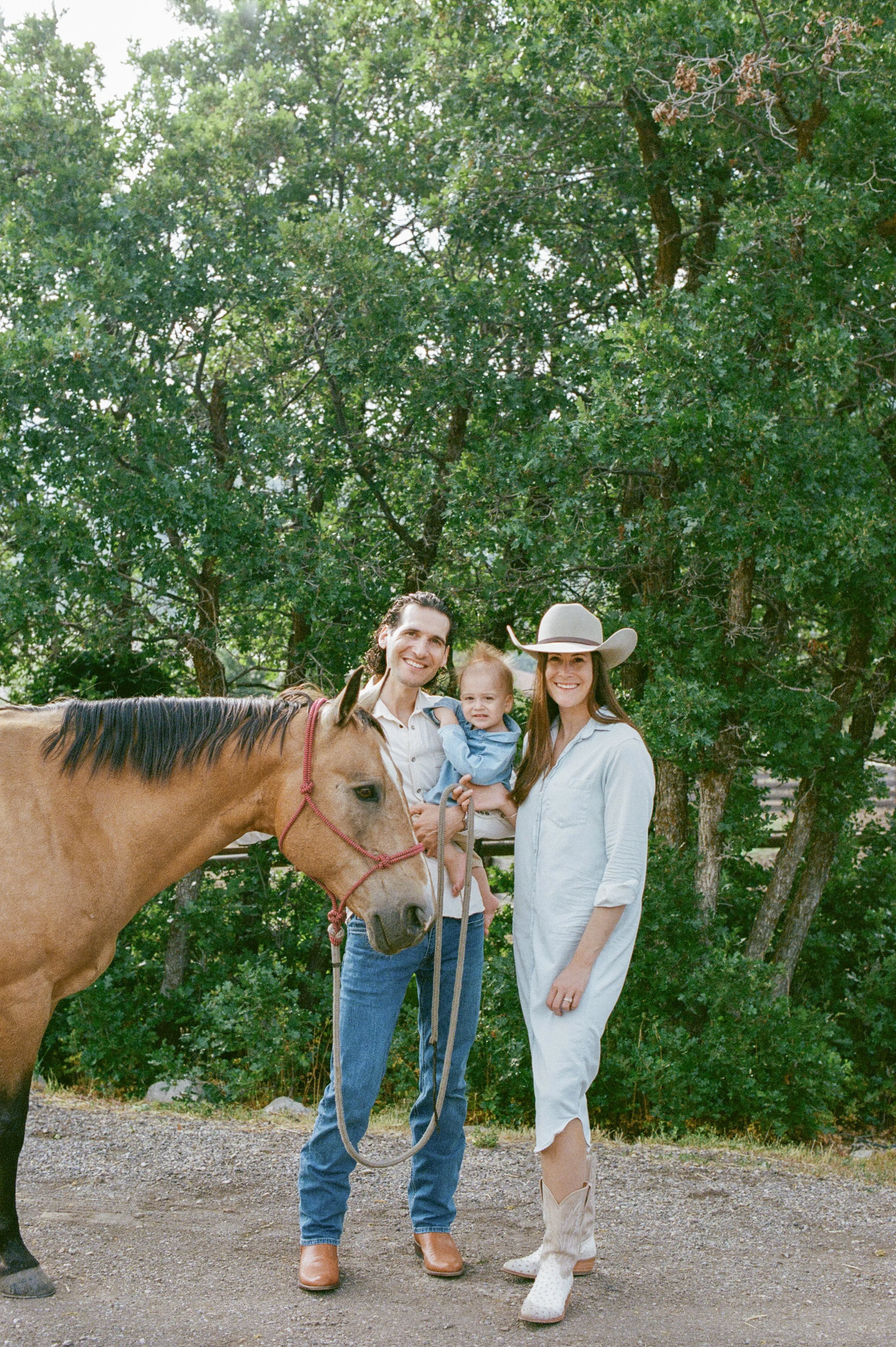 utah-lodge-at-blue-sky-family-film-documentary-photography-166.jpg