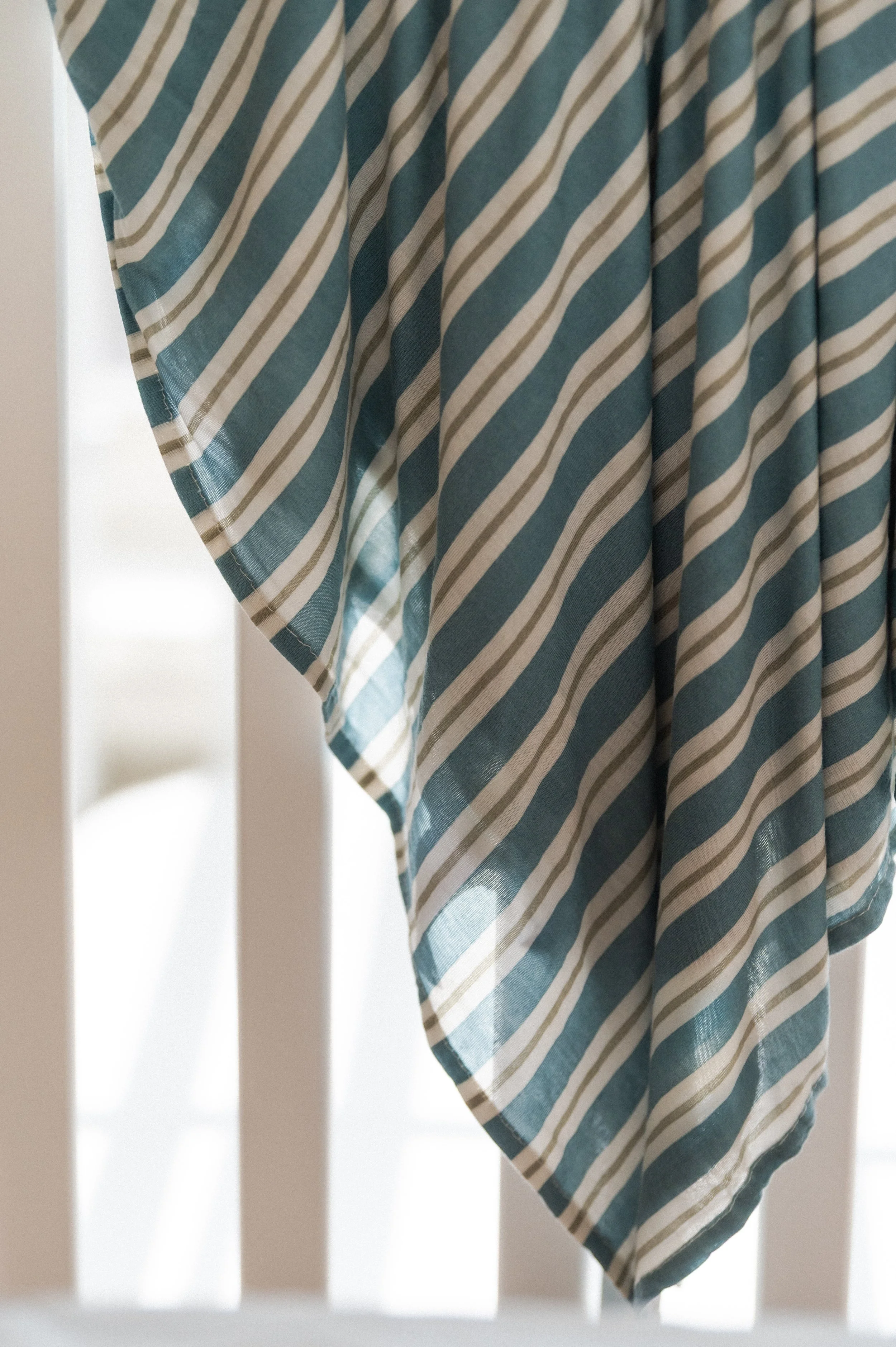 little-unicorn-swaddle-blankets-crib-sheets-jul-aug-2026-95.jpg
