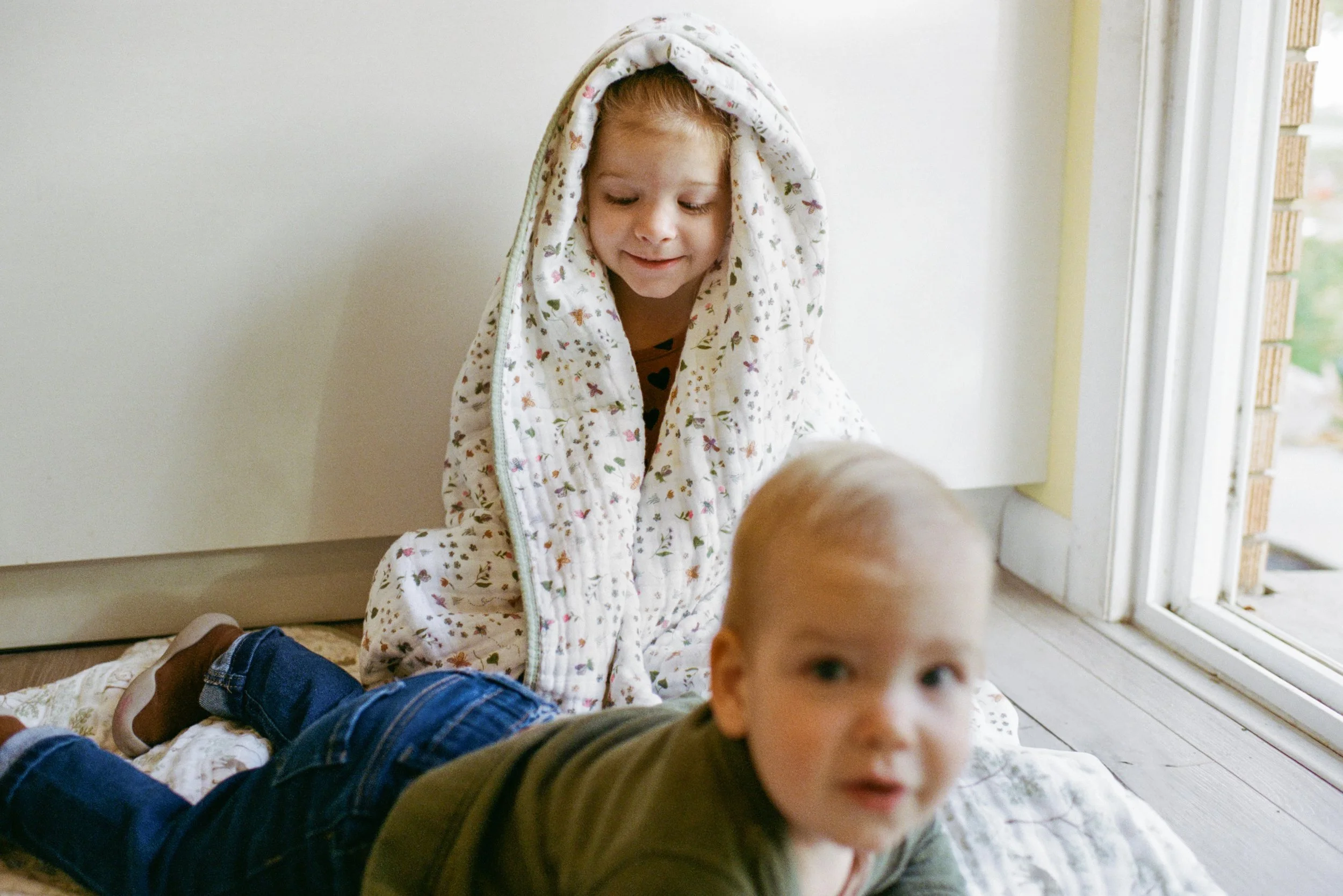 little-unicorn-baby-blanket-branding-film-photography-15.jpg