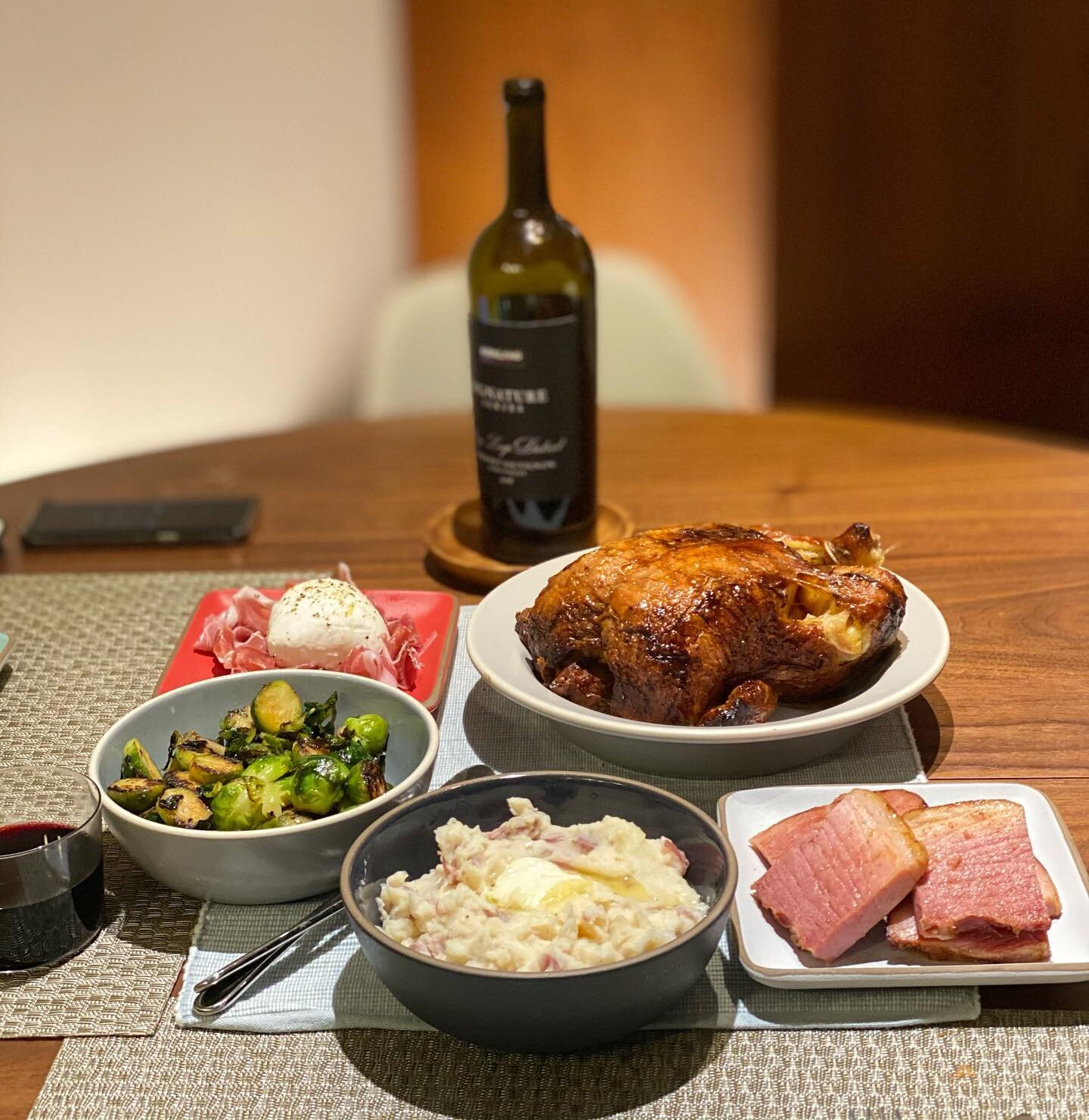 Happy Thanksgiving🦃
Costco Dinner 🍁

#costco #thanksgiving #homesweethome #cooking