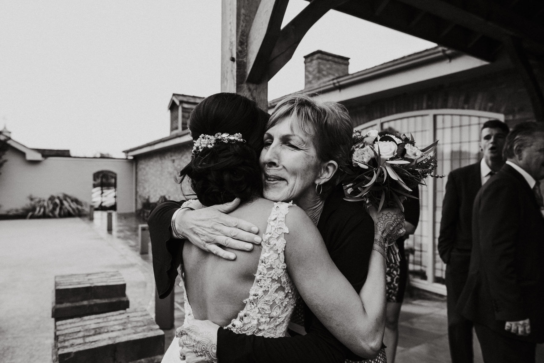 Documentary Wedding Photography - hugs