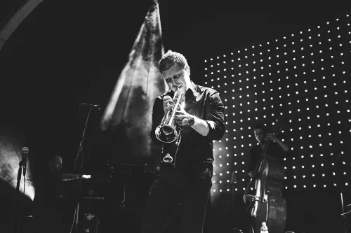 Jazztrompeter Nils Wülker fotografiert von Alexander Heil