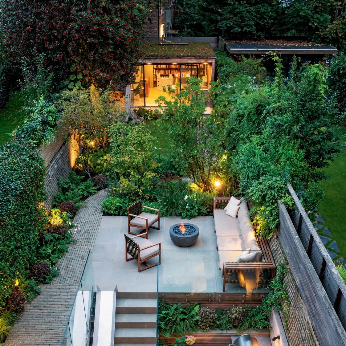 FILIPPO DESTER GARDEN, THE ENGLISH GARDEN