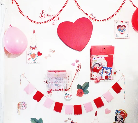 ValentinesExhibitionKyotolow_zps75aacd3f.jpg