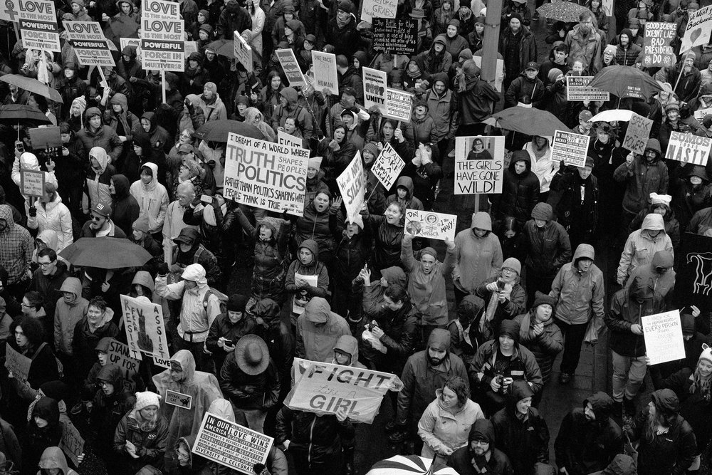  Manifestation anti Trump qui a rassemble plus de 100000 personnes ici a Portland aux Etats Unis organisee par le collectif Women s March nee juste apres l election de Donald Trump Des manifestations etaient organisees dans plus de 400 villes america
