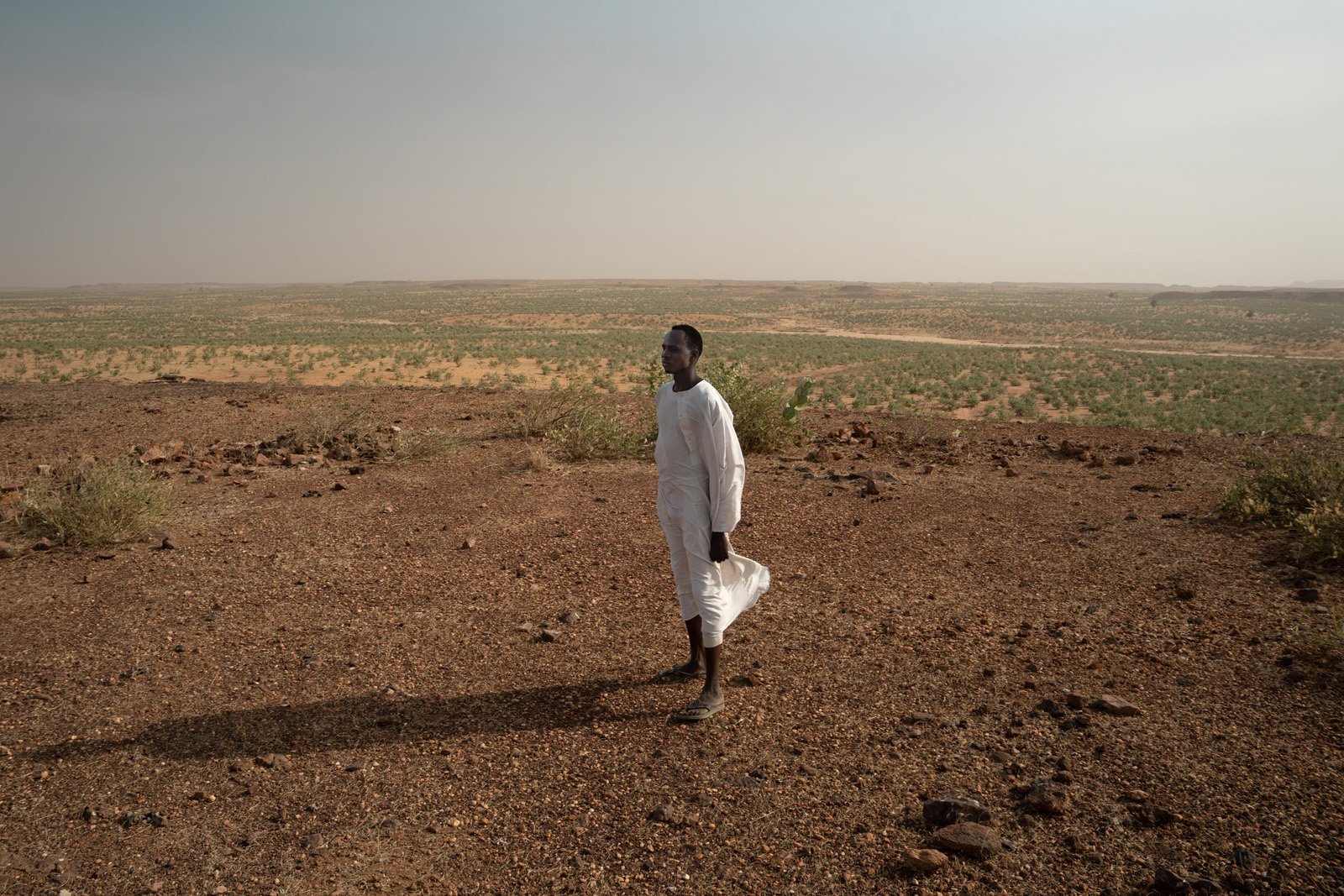  Un des derniers habitants du camp de déplacés de Kirinding au Darfour occidental. Geneina, 11 mars 2022. 