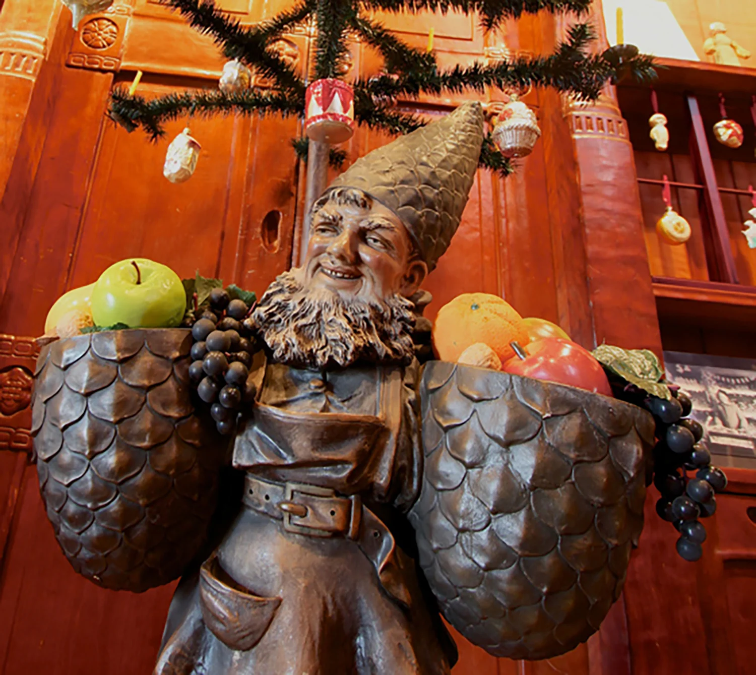 Johann Maresch garden gnome Christmas tree stand.