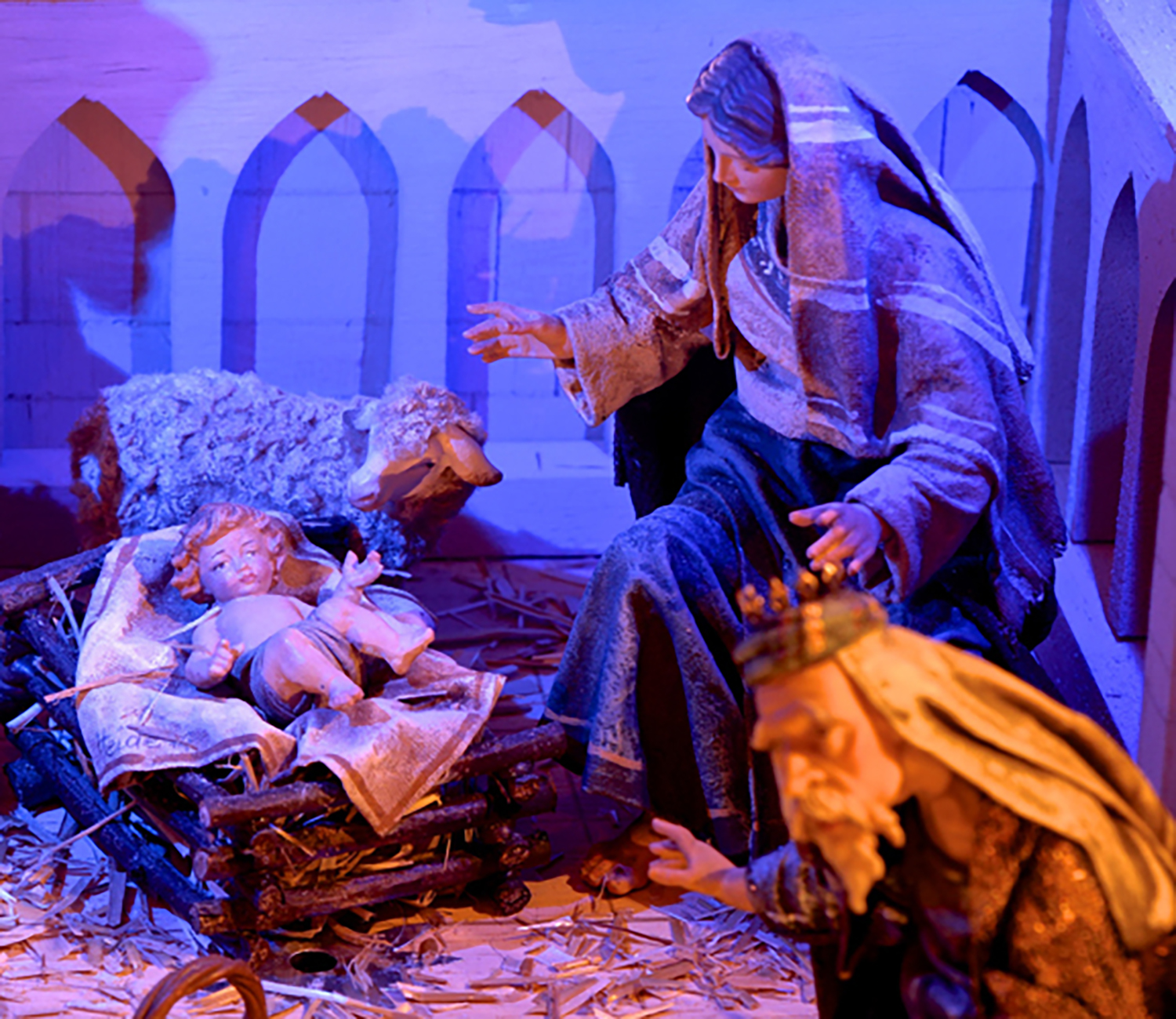 Figure 1: The Christ Child, Mary, and one of the Wise Men in The Glencairn Nativity .