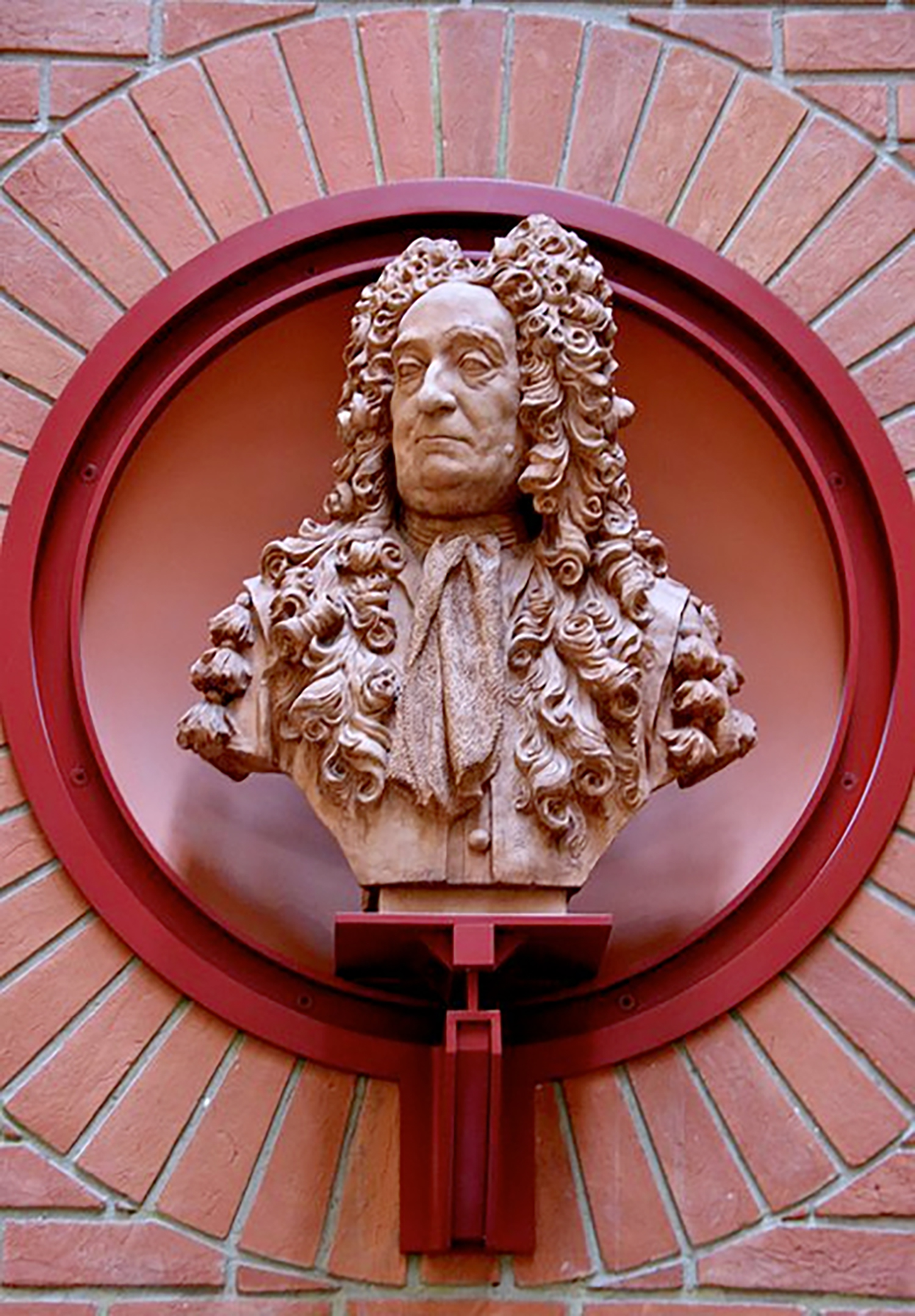 Figure 2: Bust of Sir Hans Sloane (1660-1753) in the British Library.