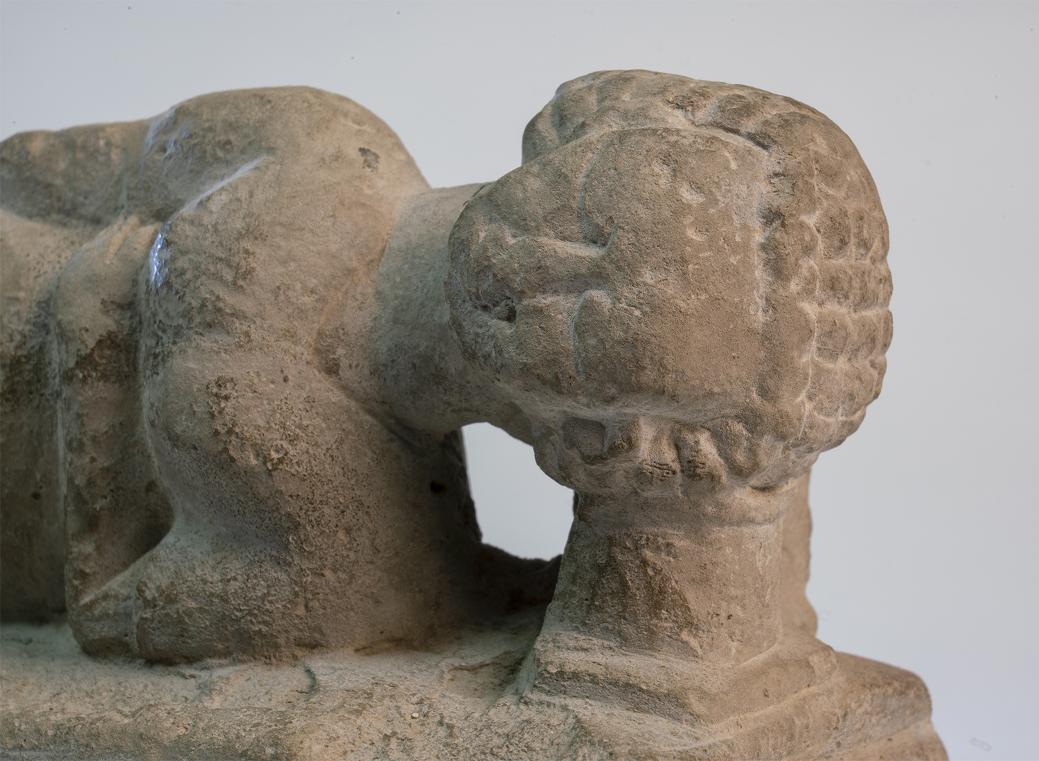Figure 16: Closeup of the headrest on Glencairn's limestone figure (E1219).