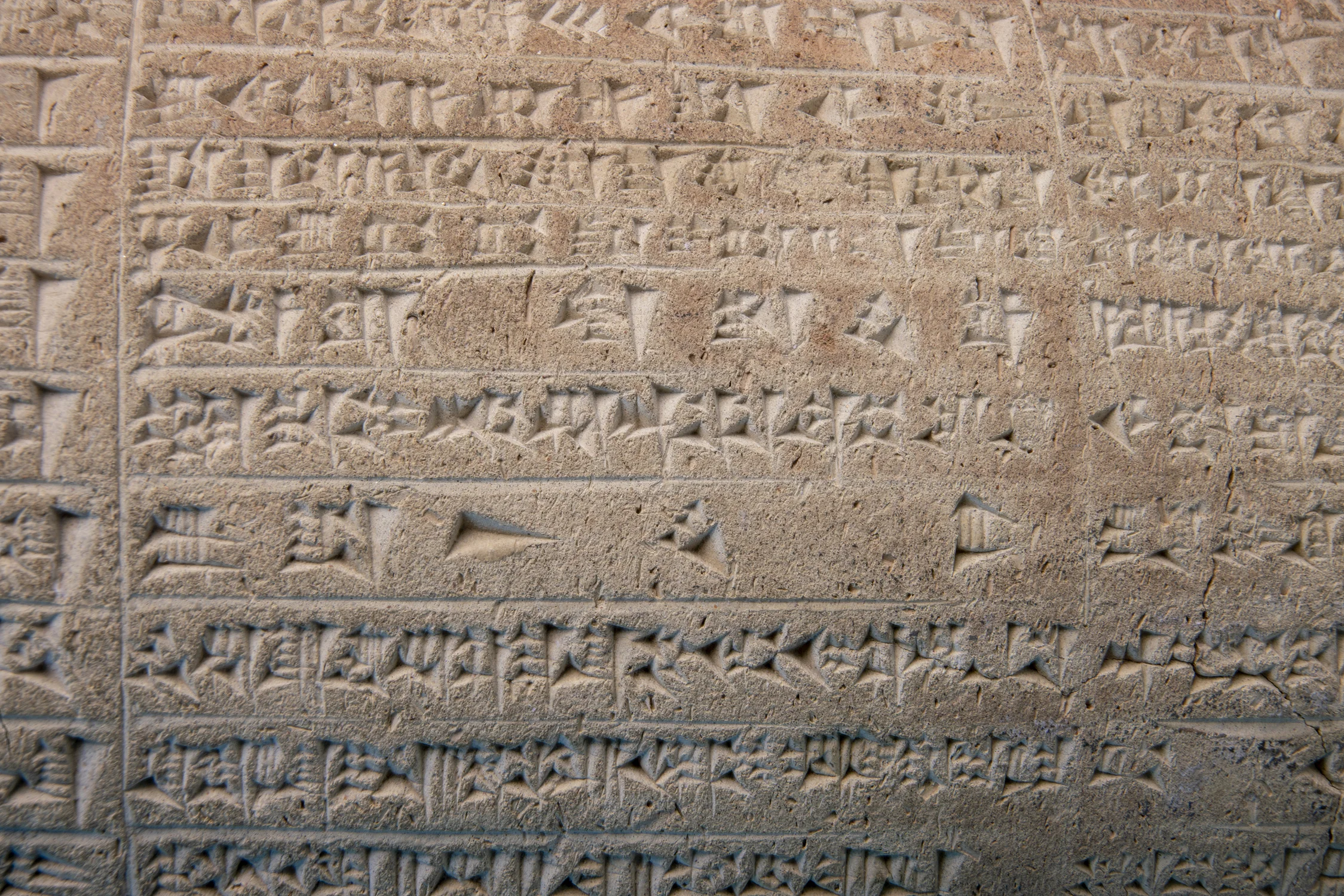 Figure 2: Detail of cylinder foundation deposit of Nebuchadnezzer in Glencairn’s Ancient Near East gallery. Terracotta, Neo-Babylonian, early sixth century BCE (01.IS.77).