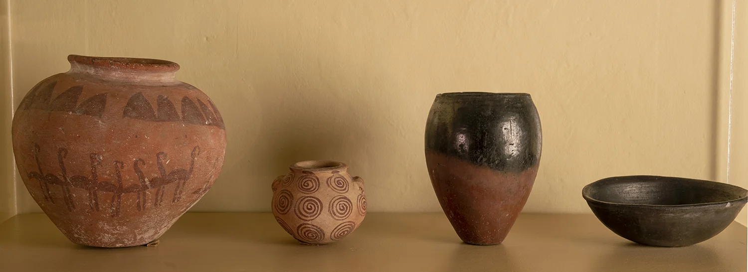 Figure 4: Predynastic pottery in Glencairn’s Egyptian Gallery.