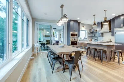 Lakmore Navy Kitchen.jpg